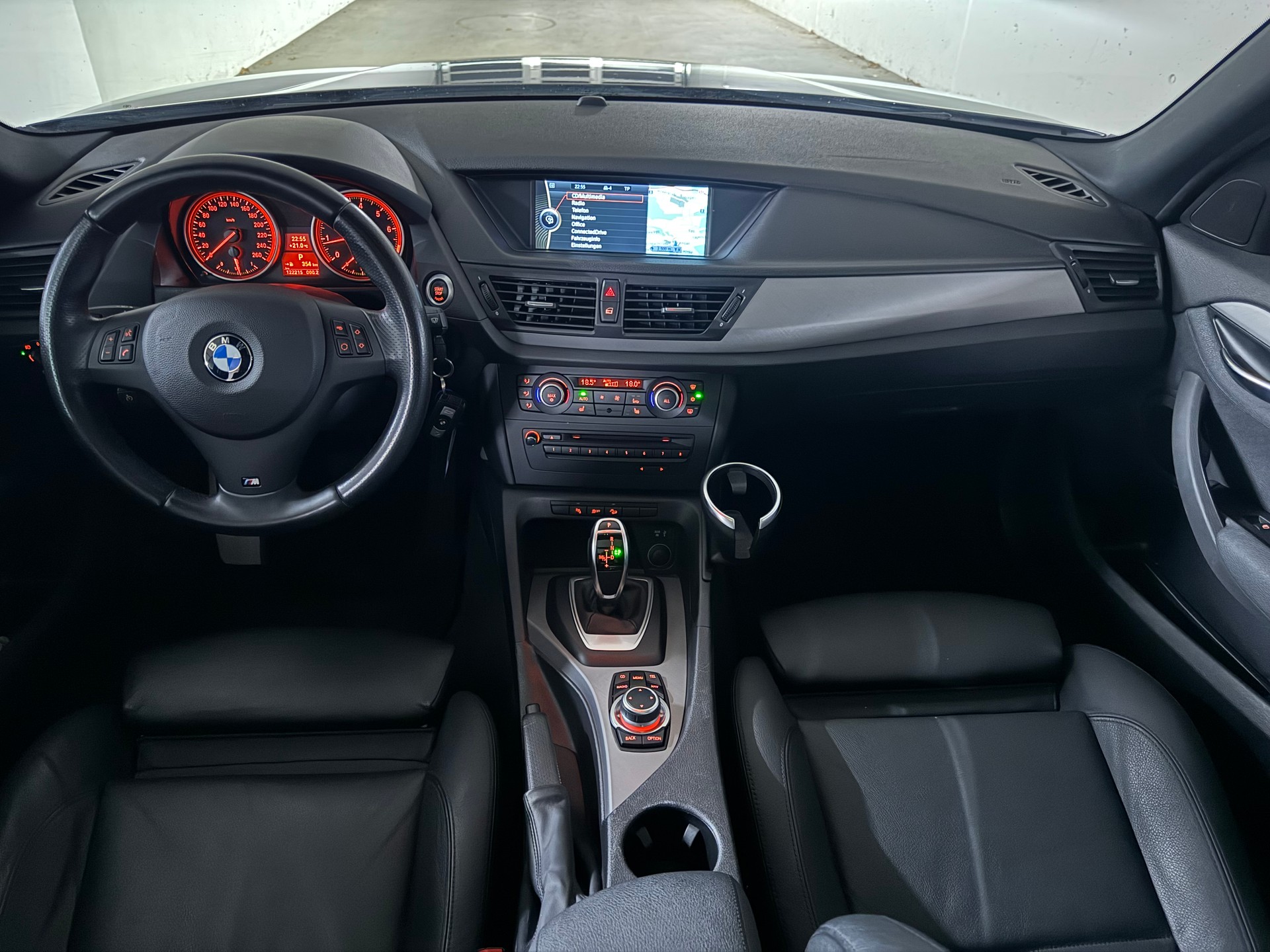 BMW X1 xDrive 28i Steptronic M-Paket, Facelift, 1-Hand-image-12