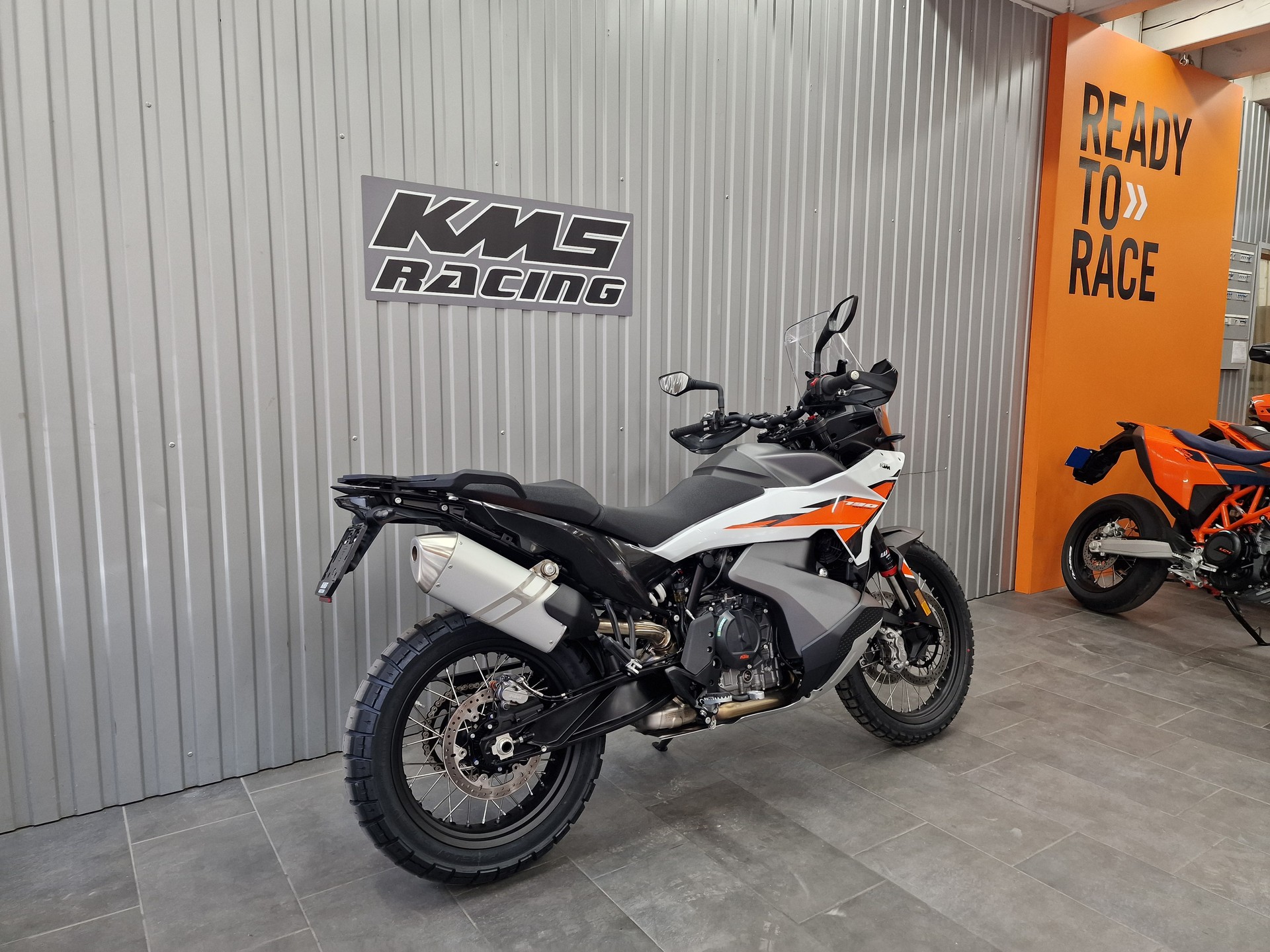 KTM 790 Adventure-showroom-element-2