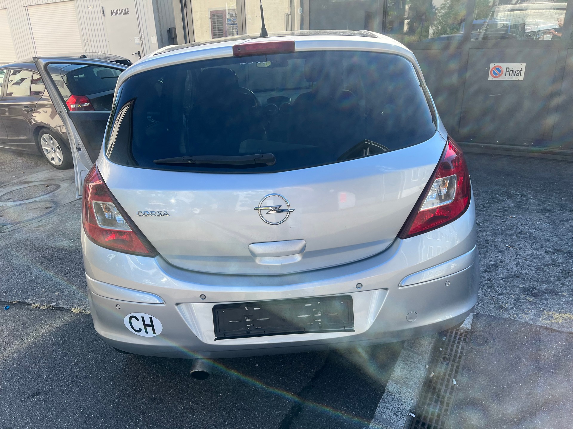 OPEL Corsa 1.4 TP Anniversary Automatic-image-4