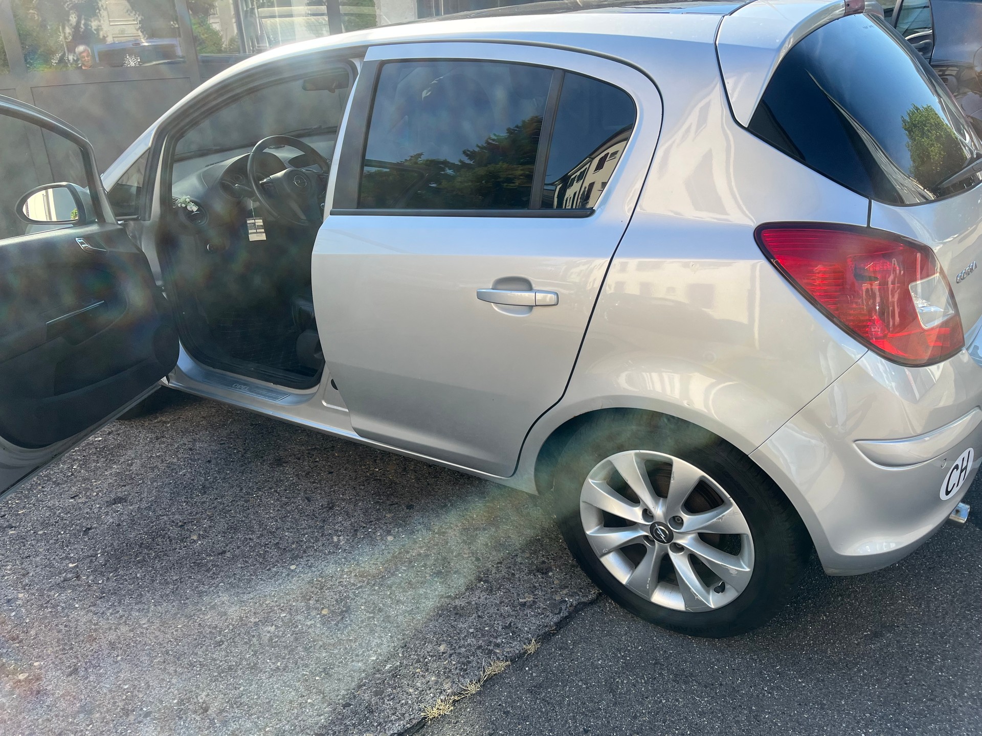 OPEL Corsa 1.4 TP Anniversary Automatic-image-5