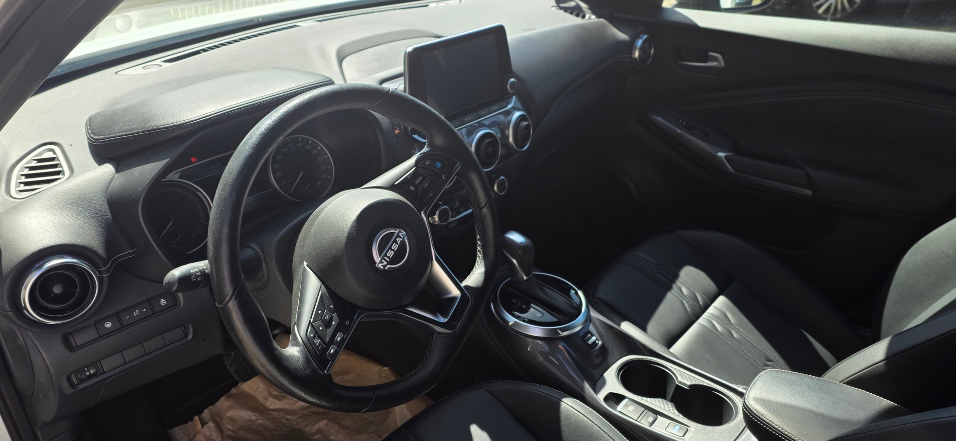 NISSAN Juke 1.6 FHEV Tekna-image-4