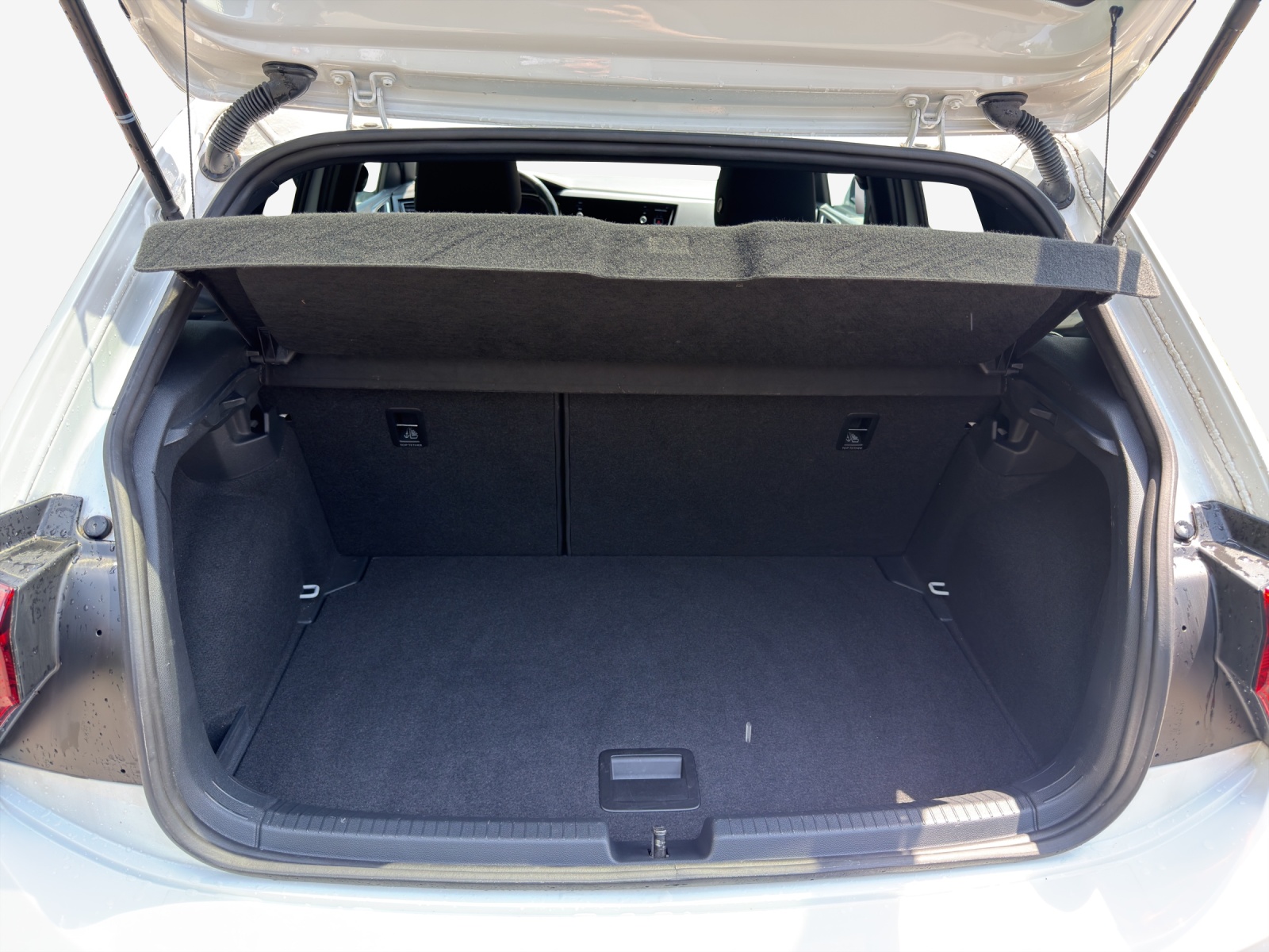 VW Polo 1.0 TSI R-Line DSG-image-12