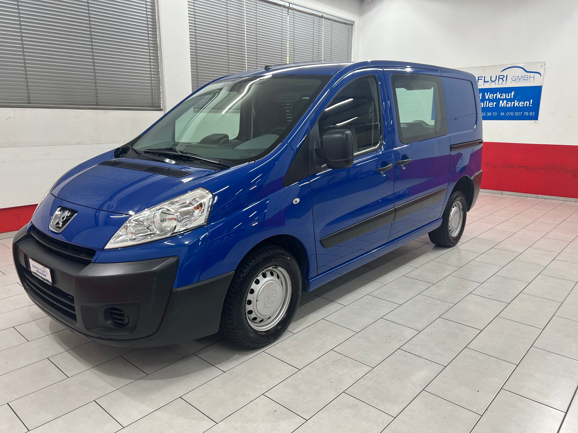 PEUGEOT Expert 1.6 HDi 227 L1H1-image-1