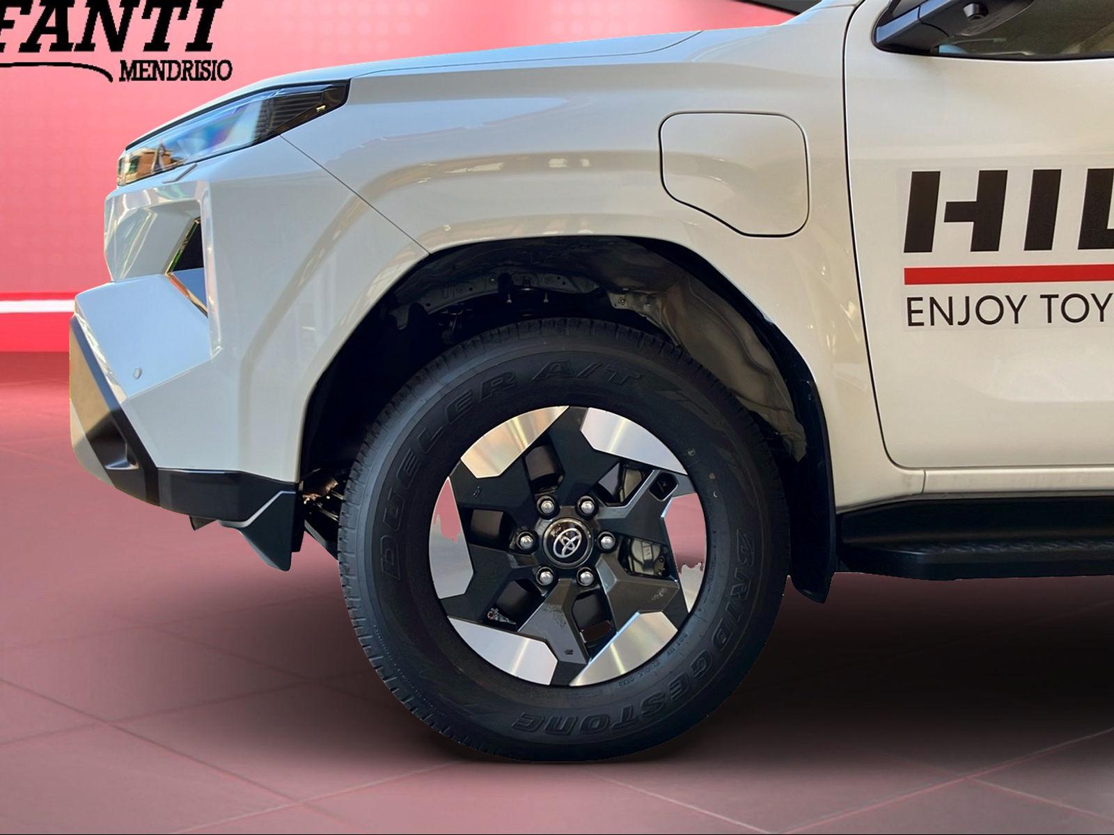 TOYOTA Hilux Double Cab.-Pick-up 59KWh Style-image-2