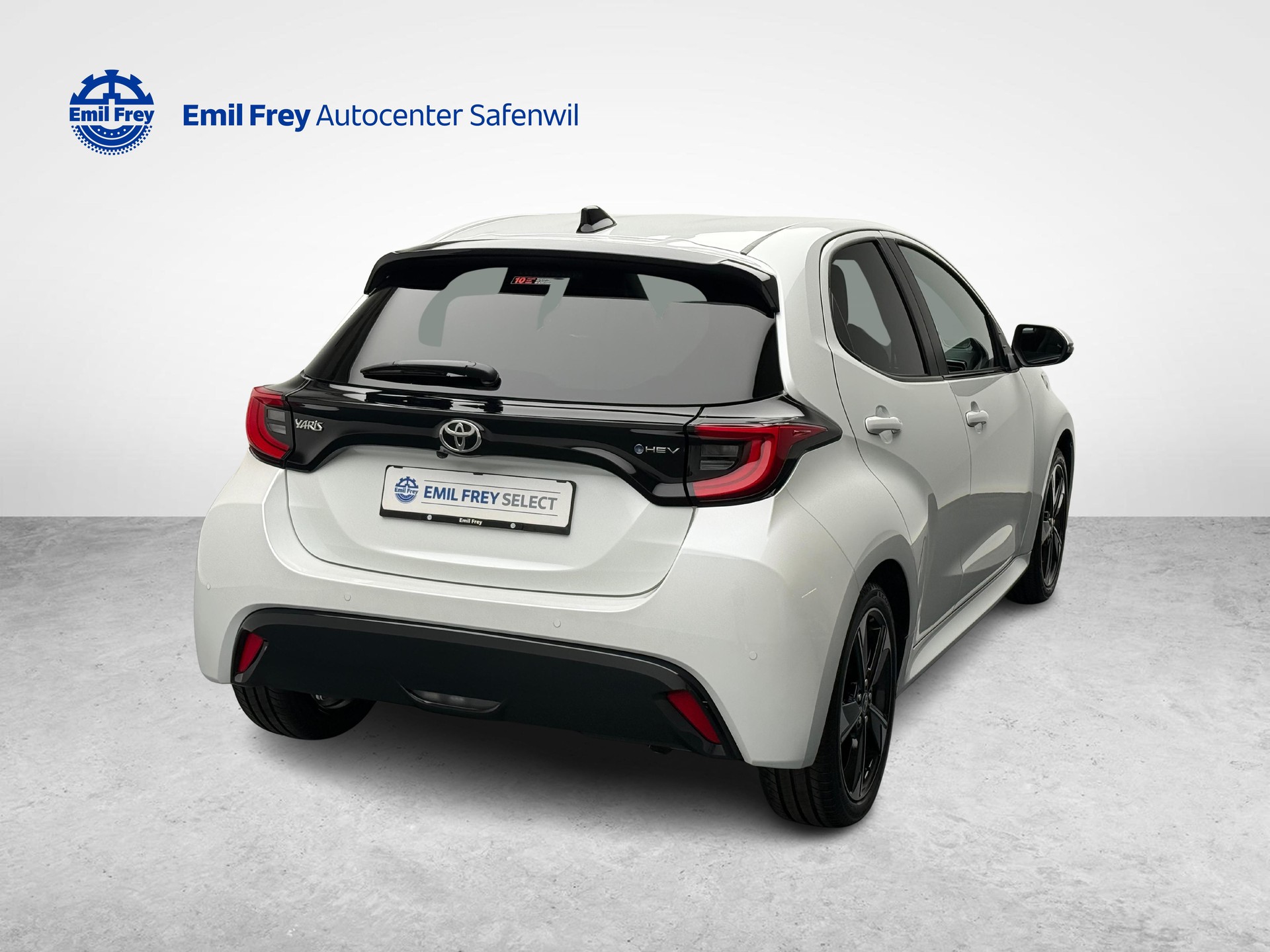 TOYOTA Yaris 1.5 VVT-i HSD Premium-image-4