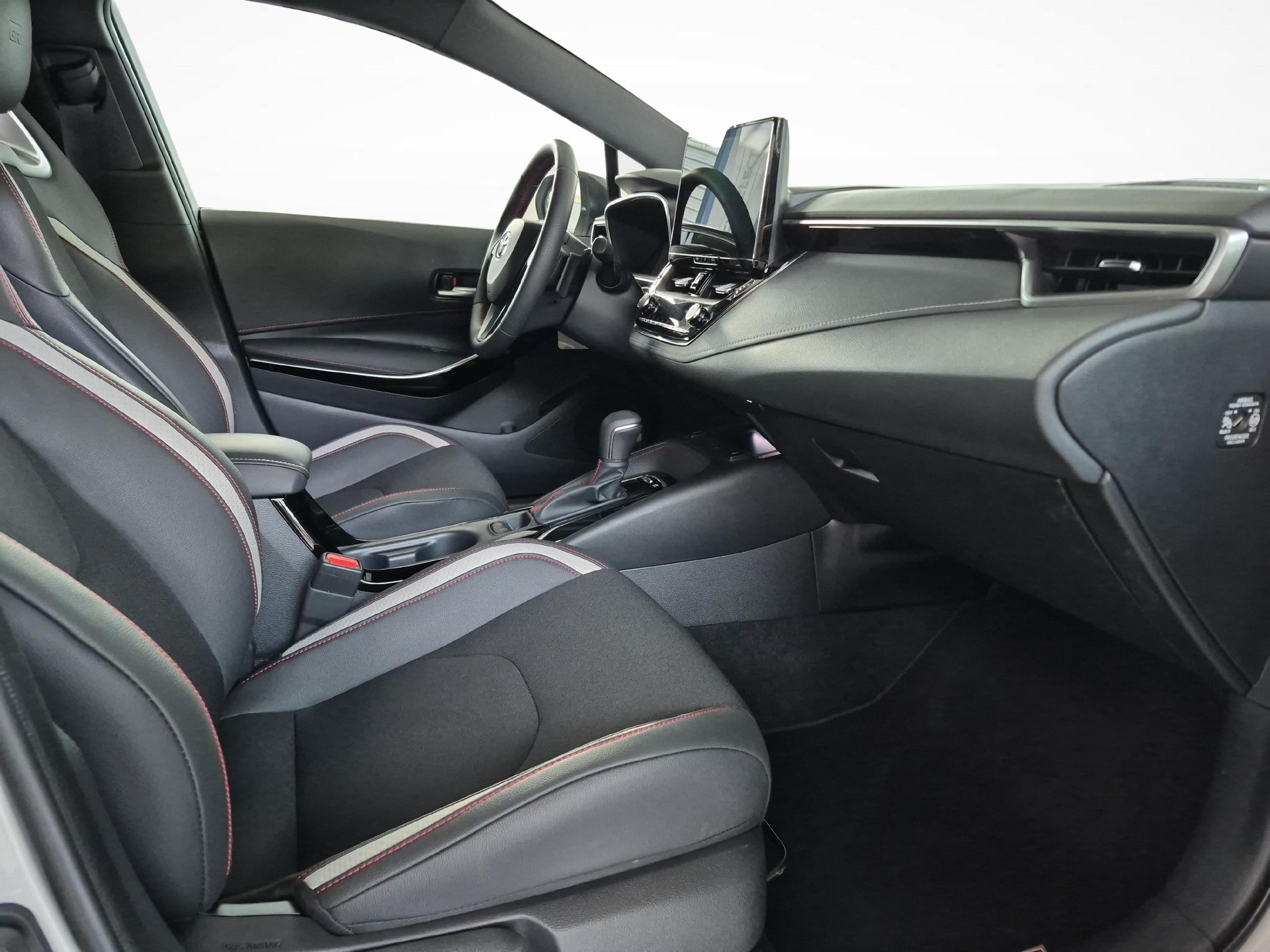 TOYOTA Corolla Touring Sports 2.0 HSD GR Sport - Servizi & Ruote invernali inclusi-image-9