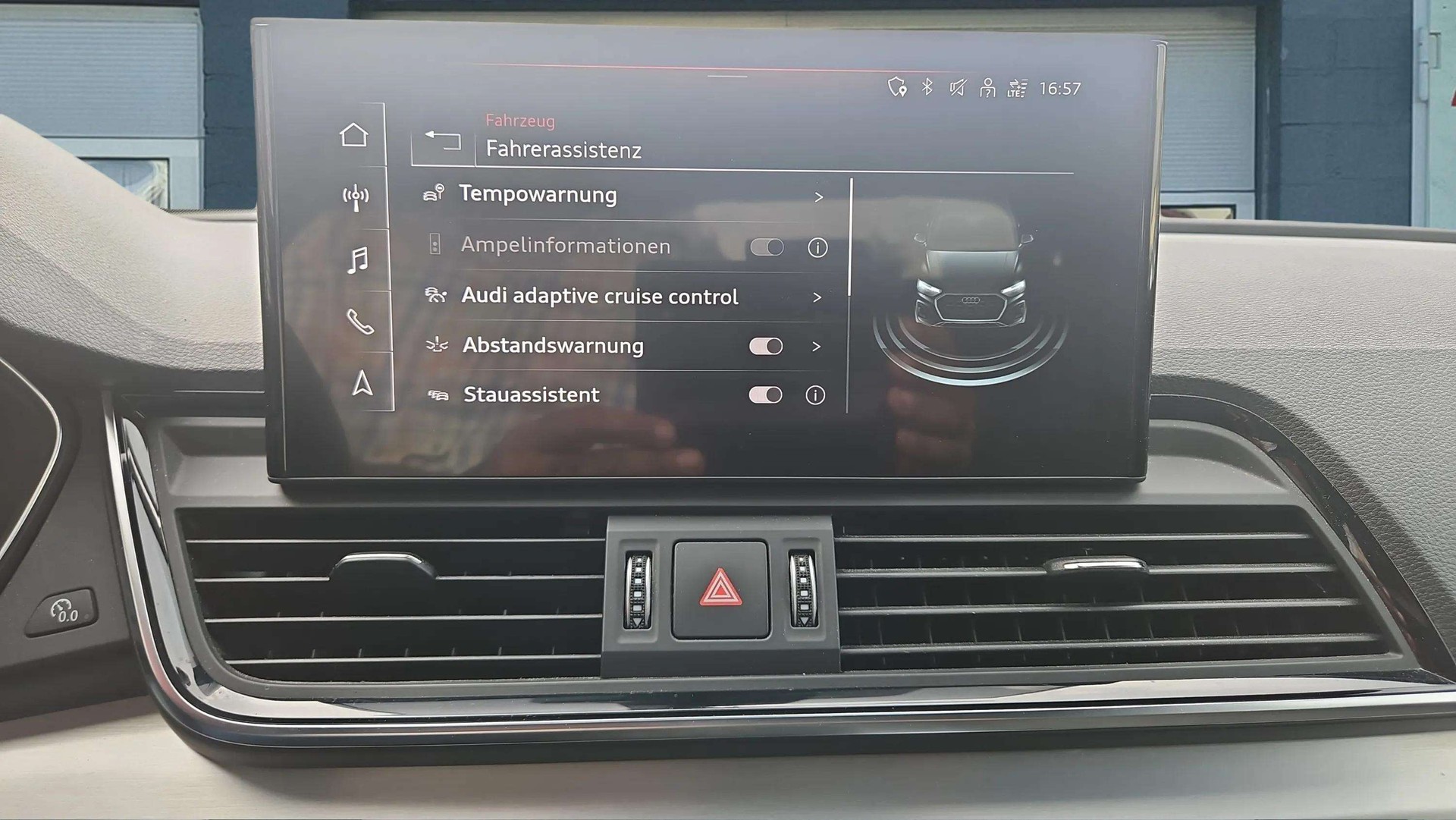 AUDI Q5 40 TDI S line quattro S-tronic mit Panoramadach & 5J Werksgarantie oder bis 100000km-image-23