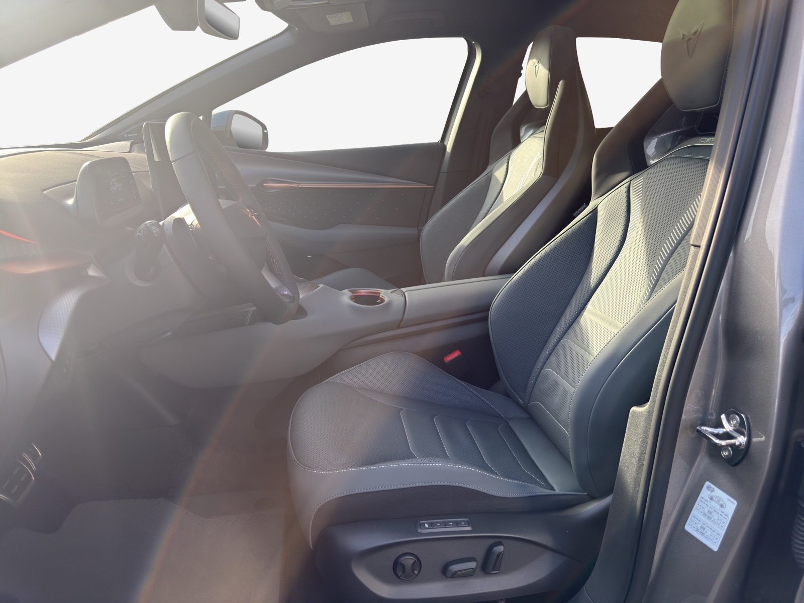 CUPRA Tavascan Type 10 77 kWh Extreme-image-7