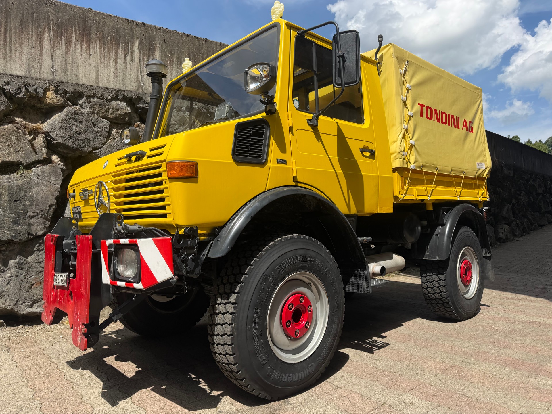 UNIMOG U 1400