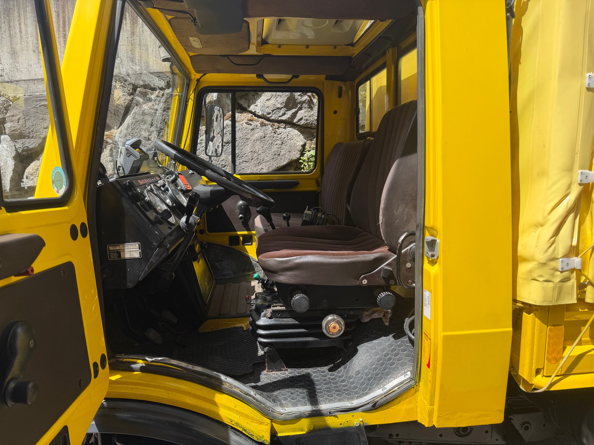 UNIMOG U 1400-image-5