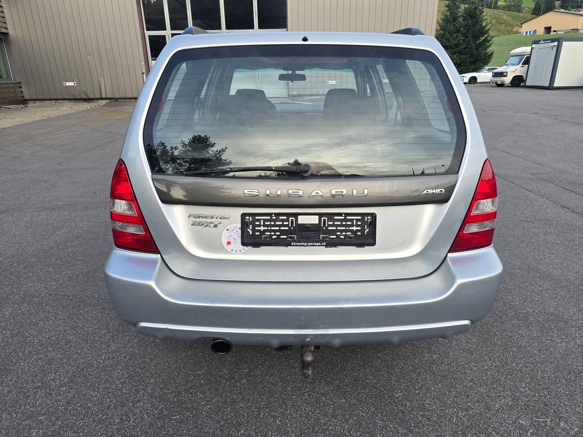 SUBARU Forester 2.0XT Club Automatic-image-4