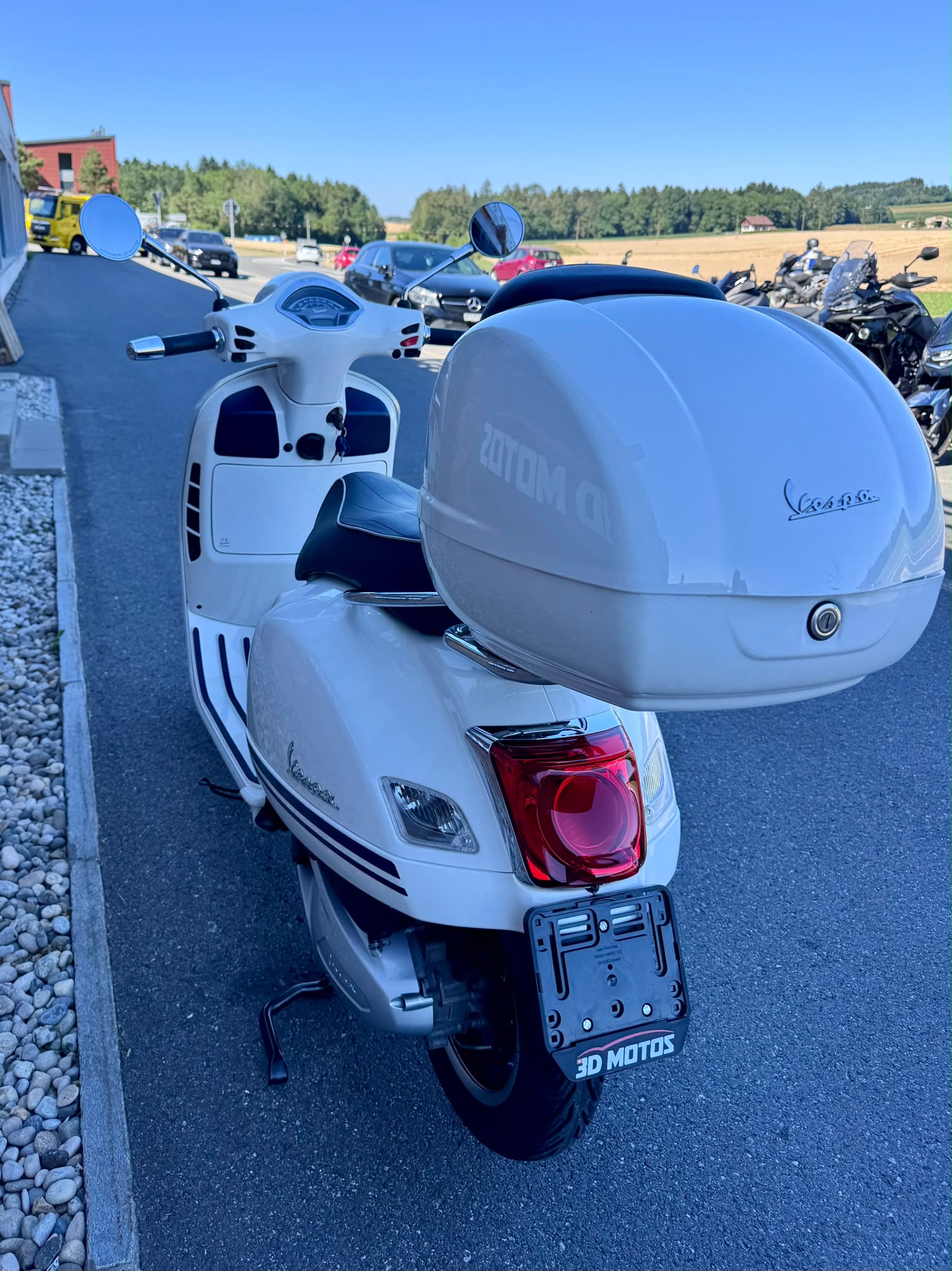 PIAGGIO Vespa GTS 300 HPE Yacht Club ABS/ASR-image-5