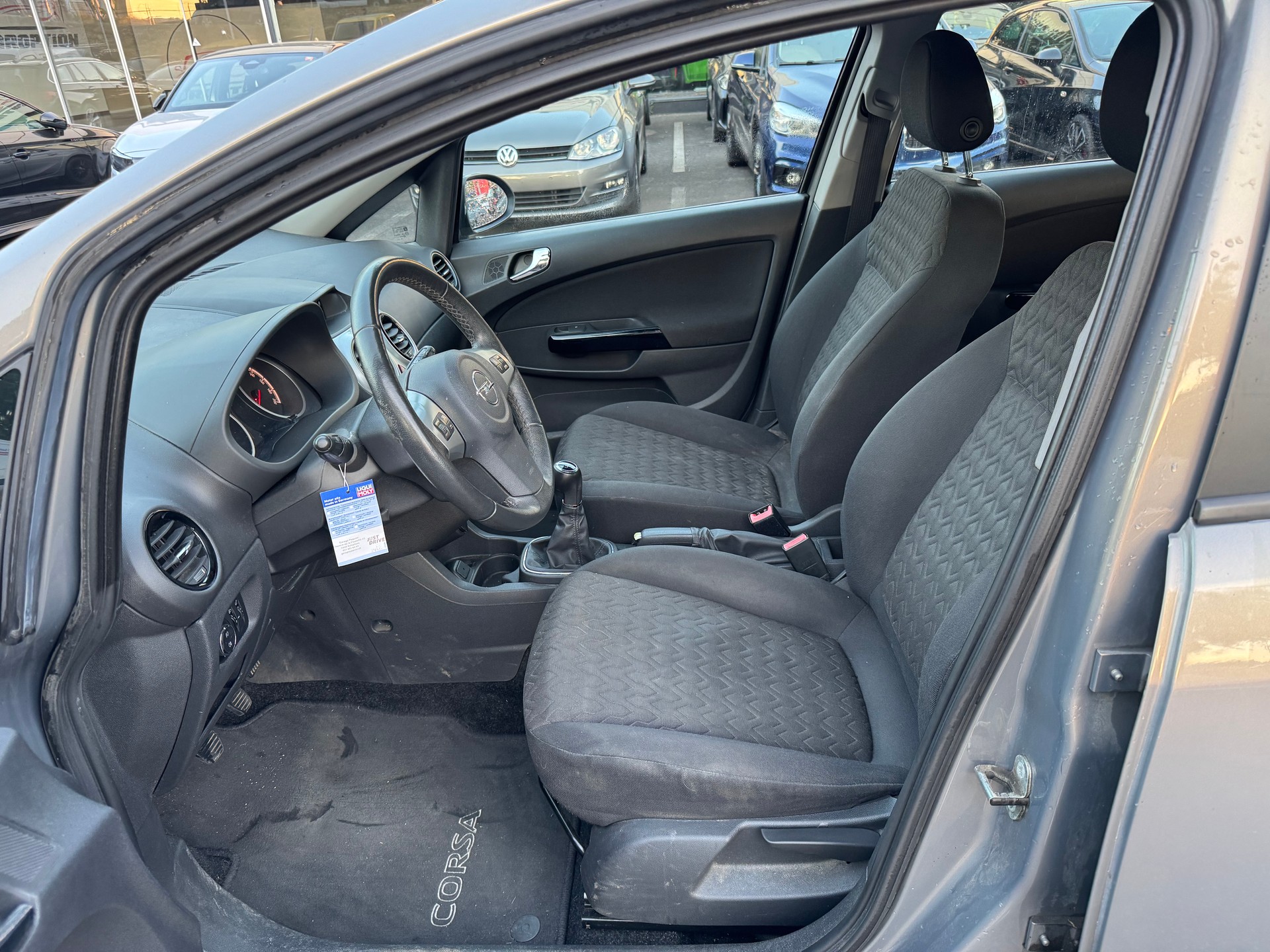OPEL Corsa 1.4 Turbo Active Edition-image-12
