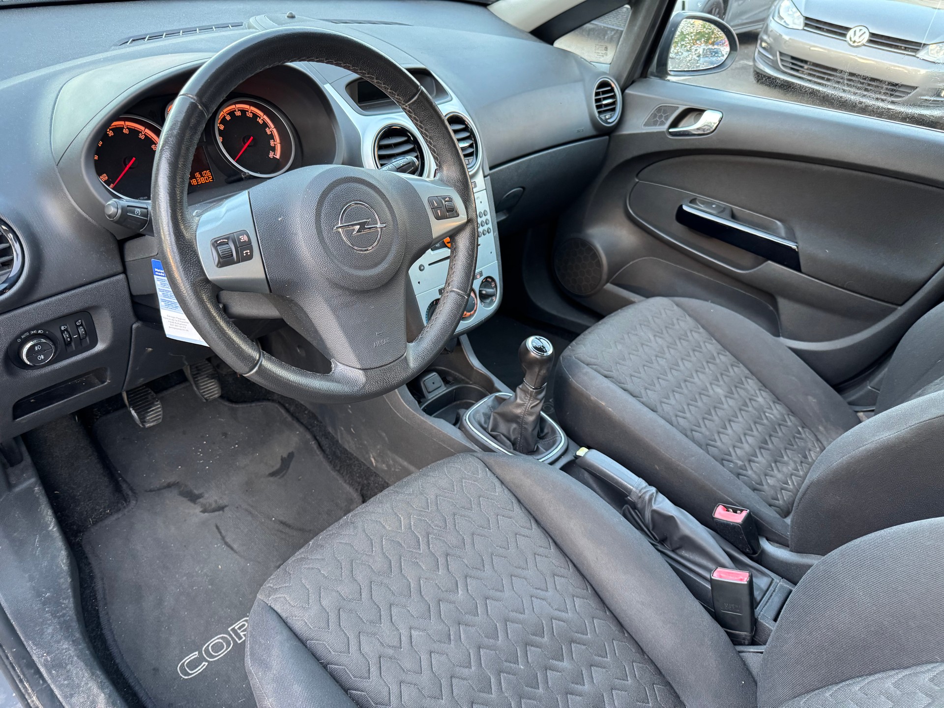 OPEL Corsa 1.4 Turbo Active Edition-image-13