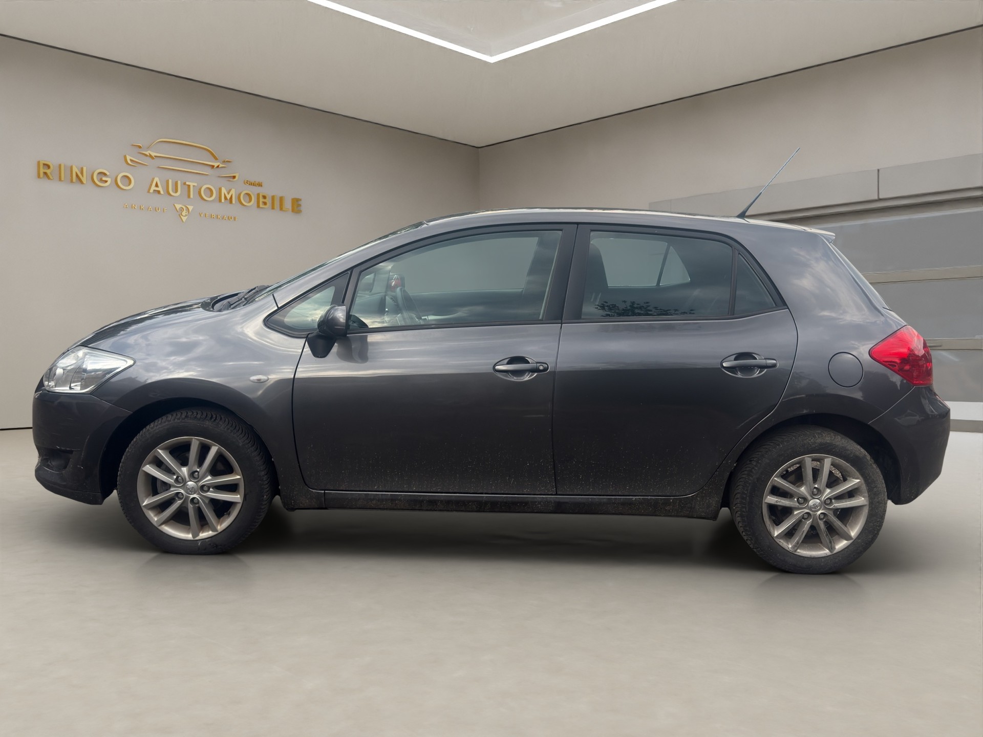 TOYOTA Auris 1.6 Linea Sol MultiMode-image-3