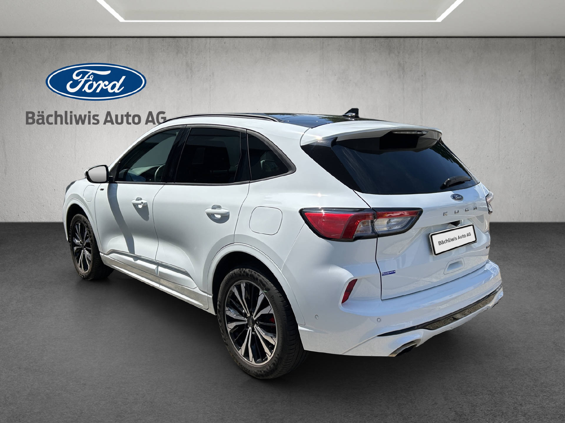 FORD Kuga 2.5 Plug-in Hybrid ST-Line X-showroom-element-2