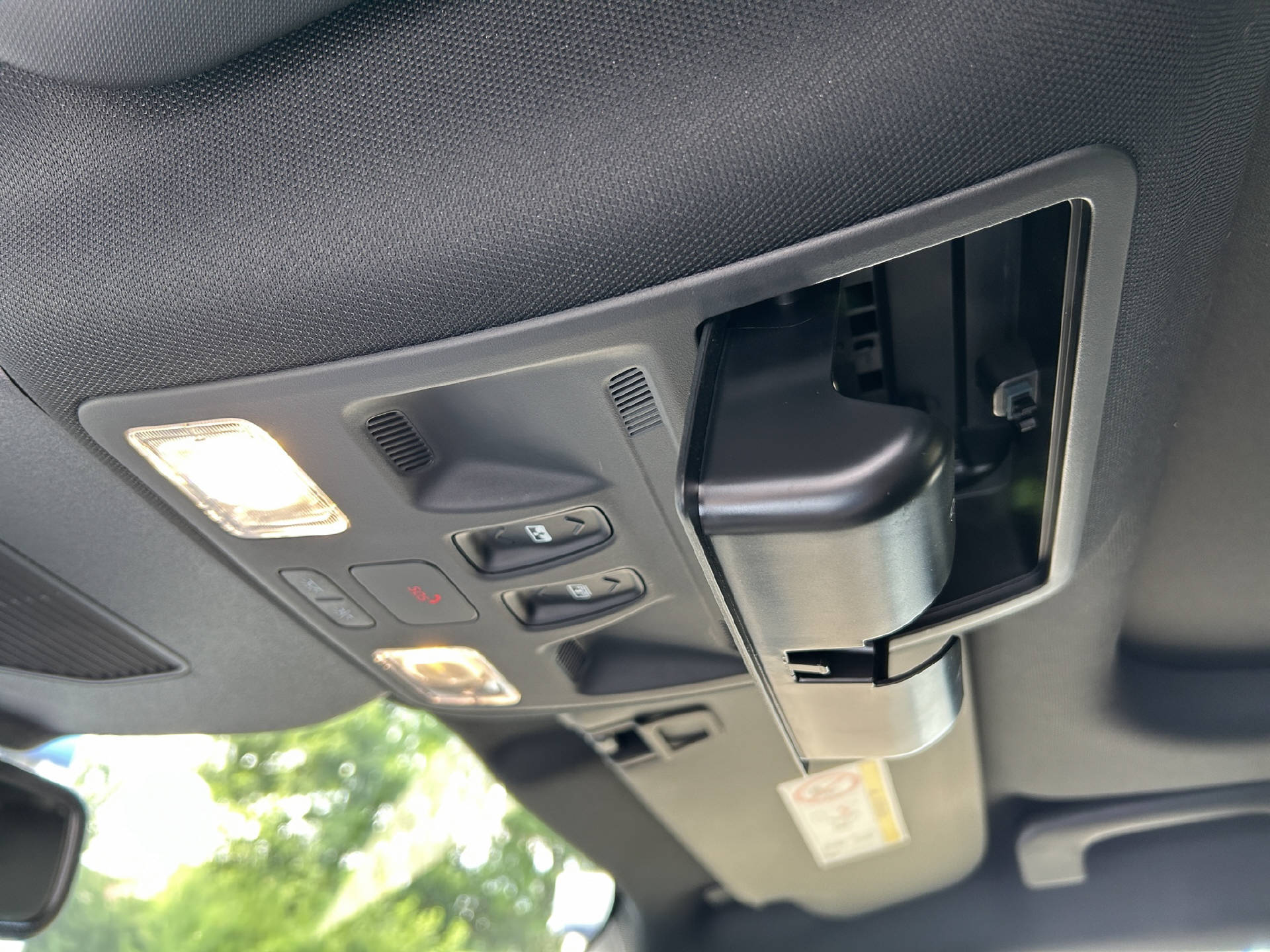 FORD Kuga 2.5 Plug-in Hybrid ST-Line X-image-29