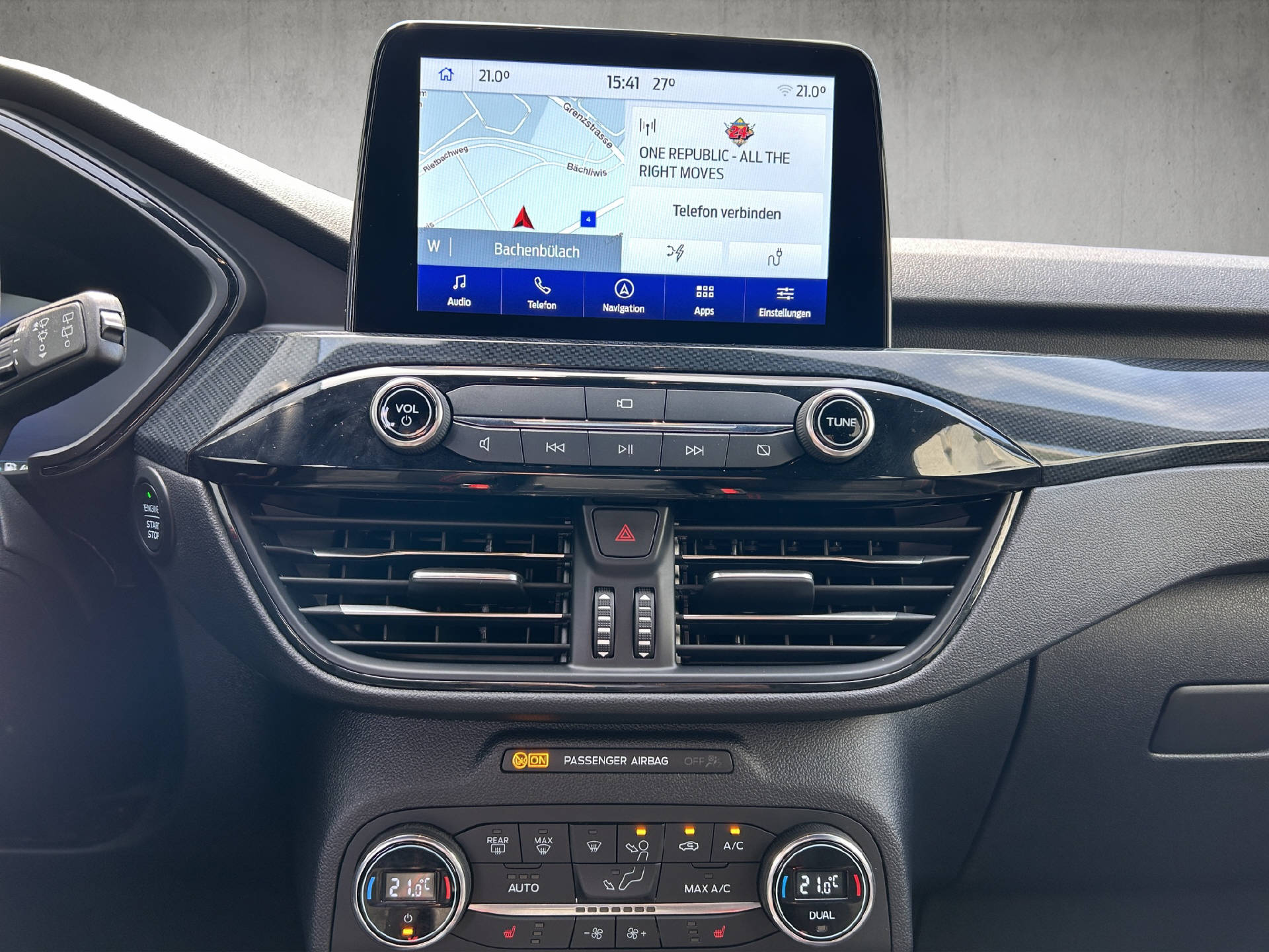 FORD Kuga 2.5 Plug-in Hybrid ST-Line X-image-16