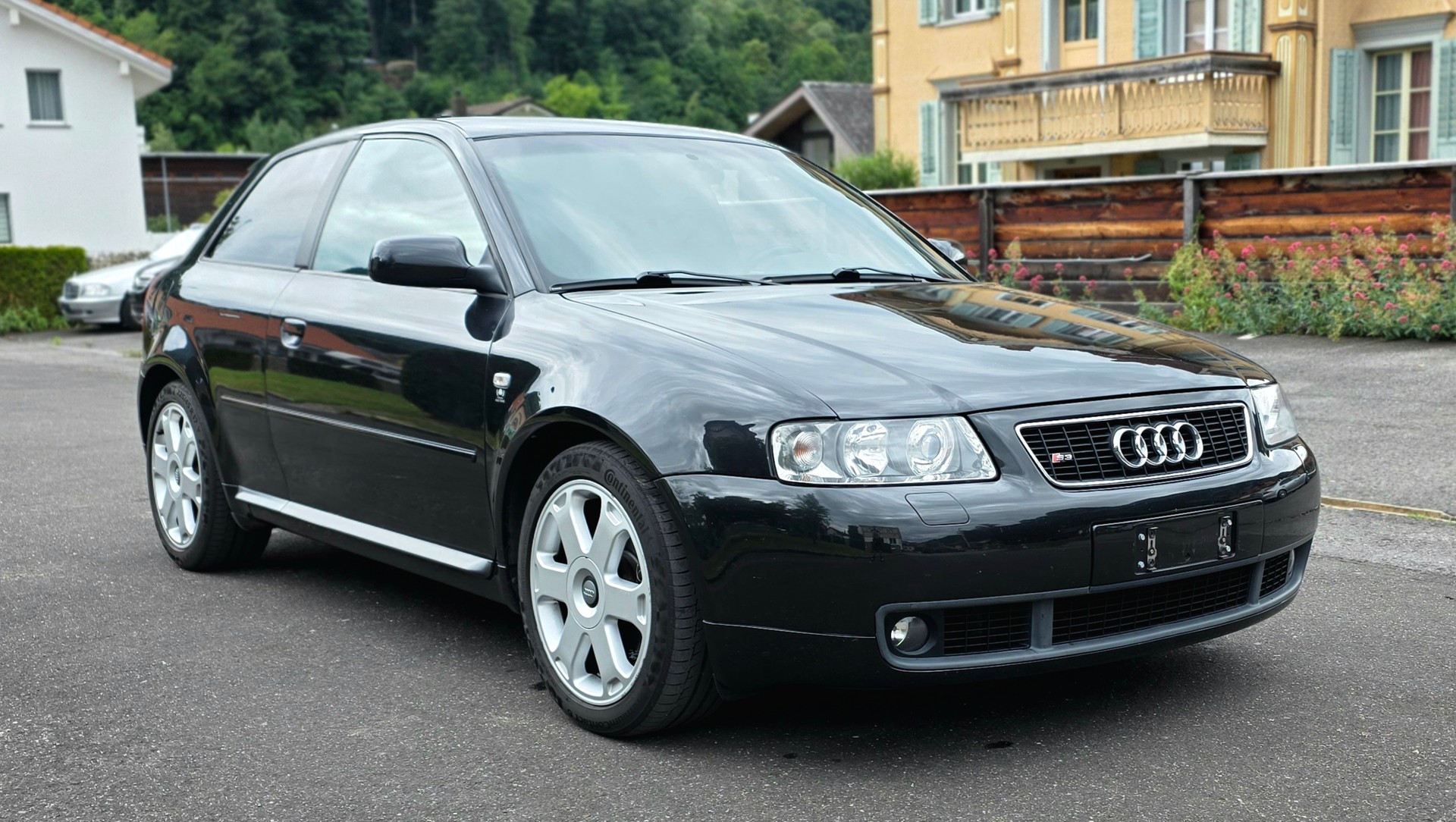 AUDI S3 quattro-image-5