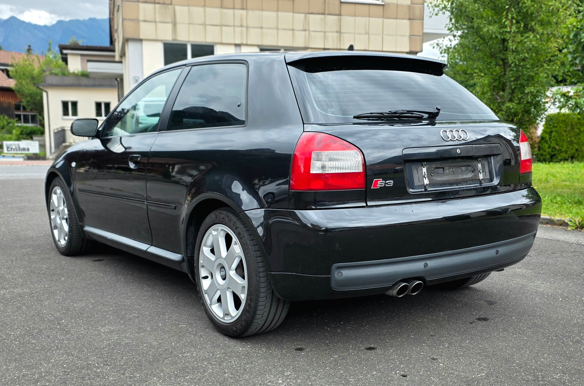 AUDI S3 quattro-image-2