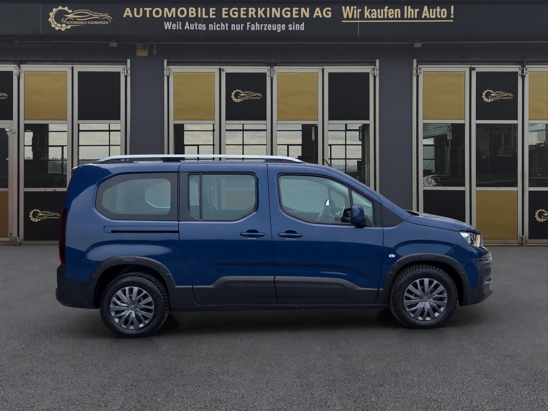 PEUGEOT Rifter Long 1.2 PureTech 130 Allure-image-3
