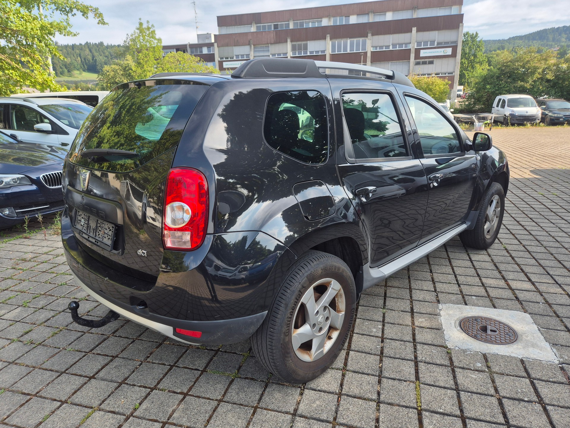DACIA Duster 1.5 dCi Lauréate 4x4-image-5