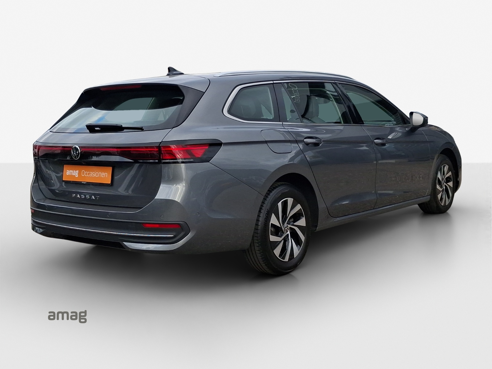 VW Passat Variant 2.0 TDI evo Business DSG-image-4