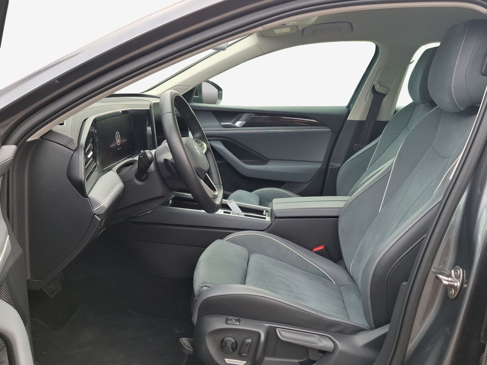 VW Passat Variant 2.0 TDI evo Business DSG-image-7