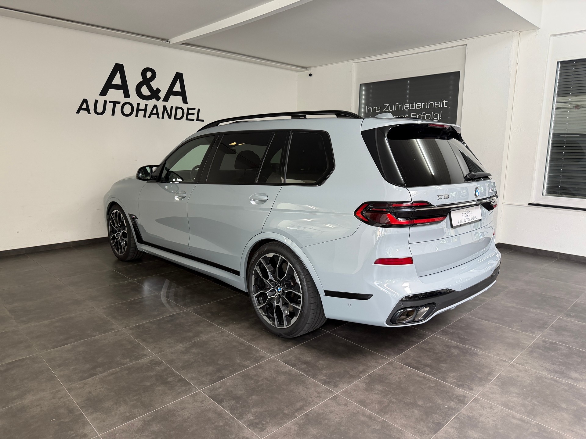 BMW X7 xDrive 48V M60i Steptronic M Sport Pro-image-5