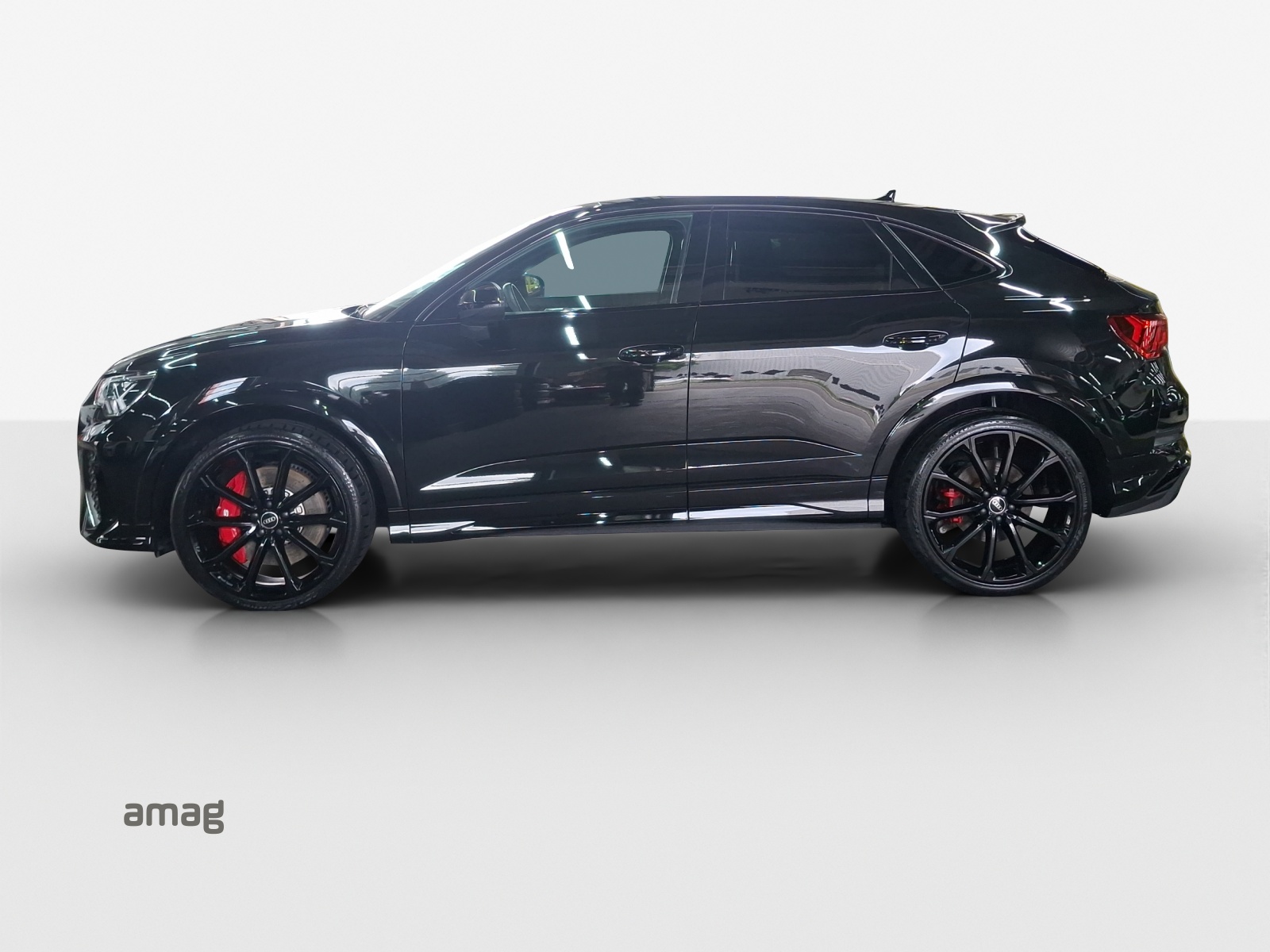 AUDI RS Q3 Sportback quattro S tronic-showroom-element-1