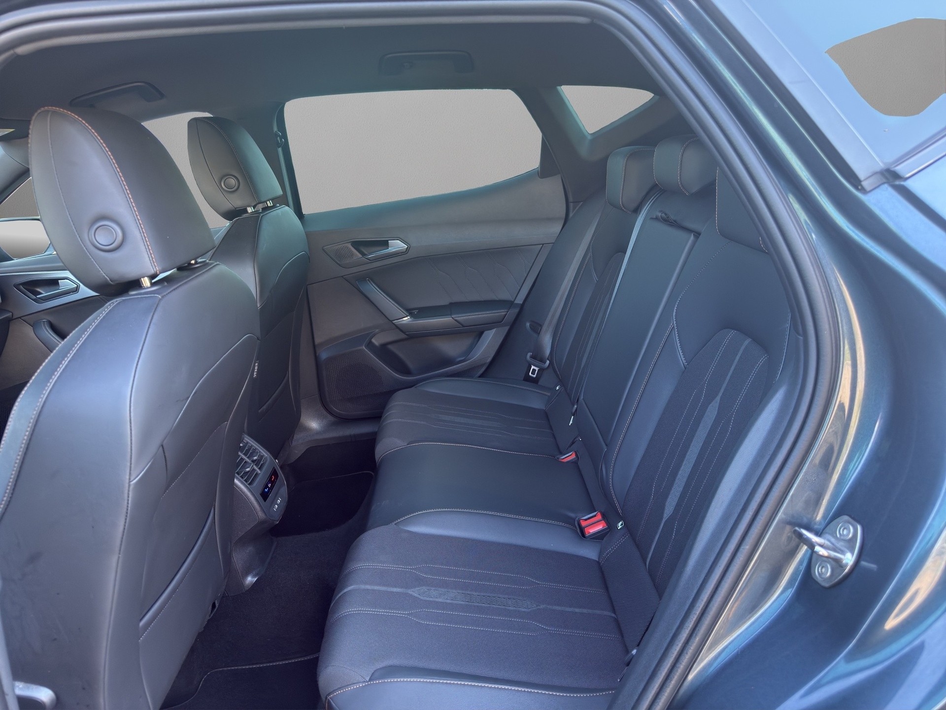 CUPRA Formentor 1.4 e-HYBRID pHEV Inicio DSG-image-5