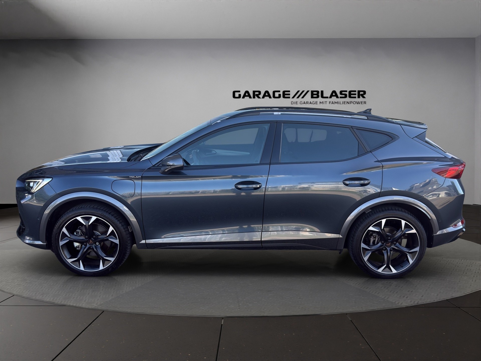 CUPRA Formentor 1.4 e-HYBRID pHEV Inicio DSG-image-1