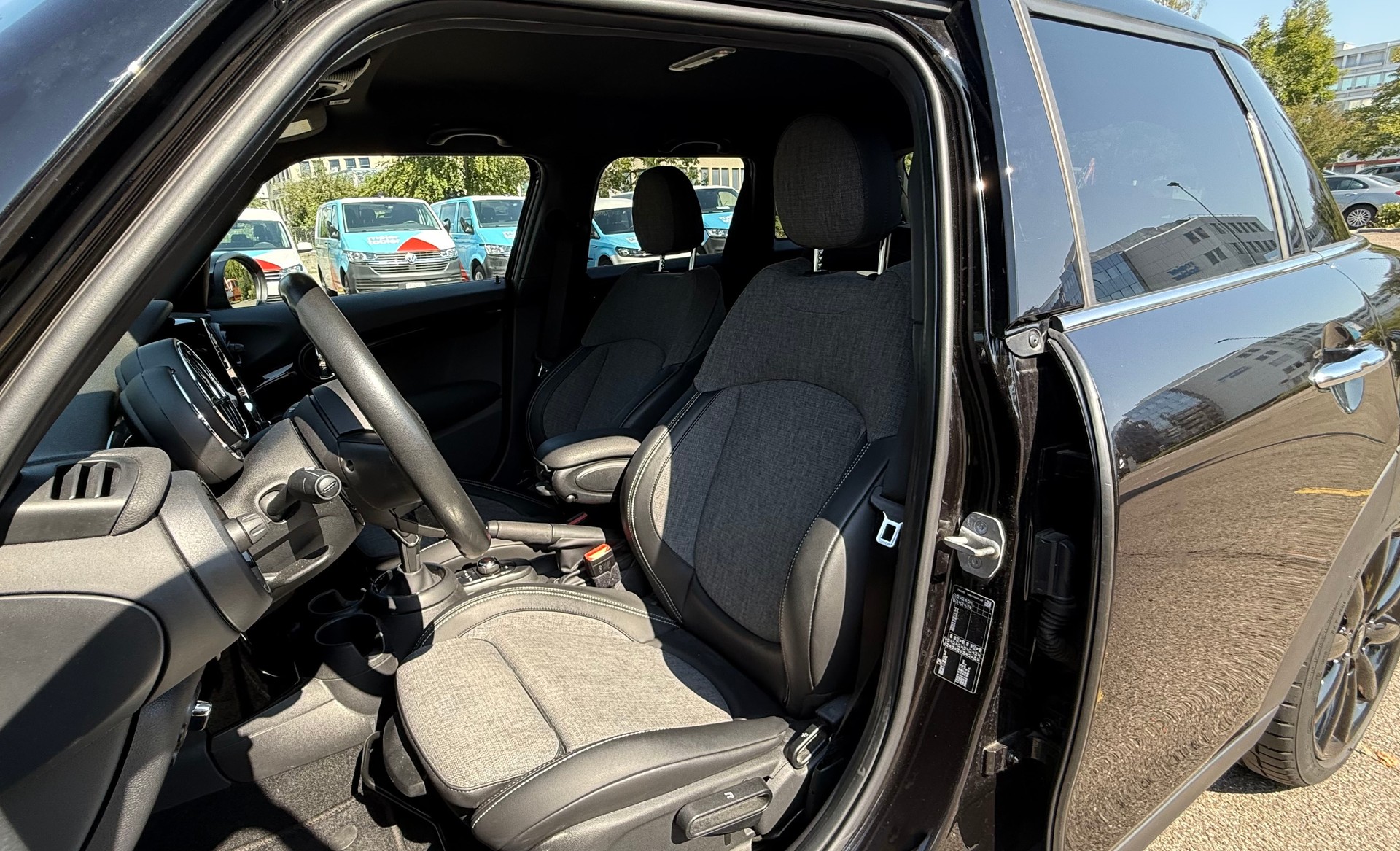 MINI 1.5i Cooper-image-5