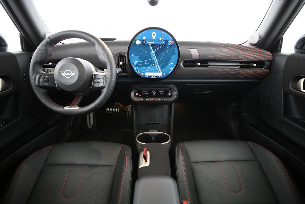 MINI F66 2.0i John Cooper Works-image-8