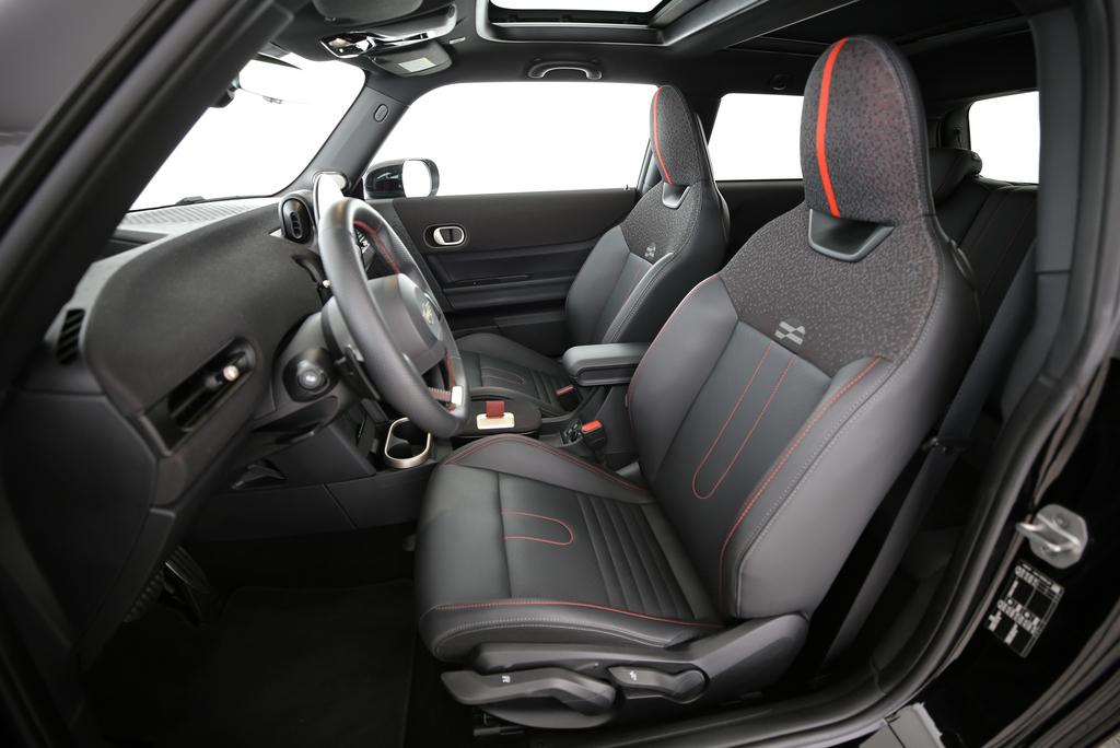MINI F66 2.0i John Cooper Works-image-3