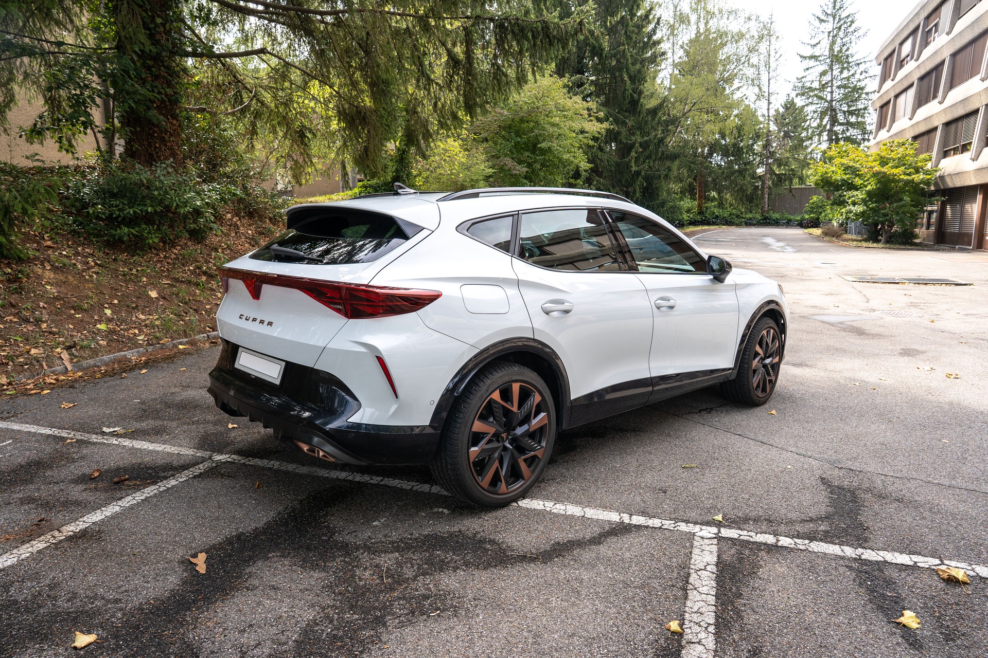 CUPRA 1.5 eHybrid VZ DSG-image-6