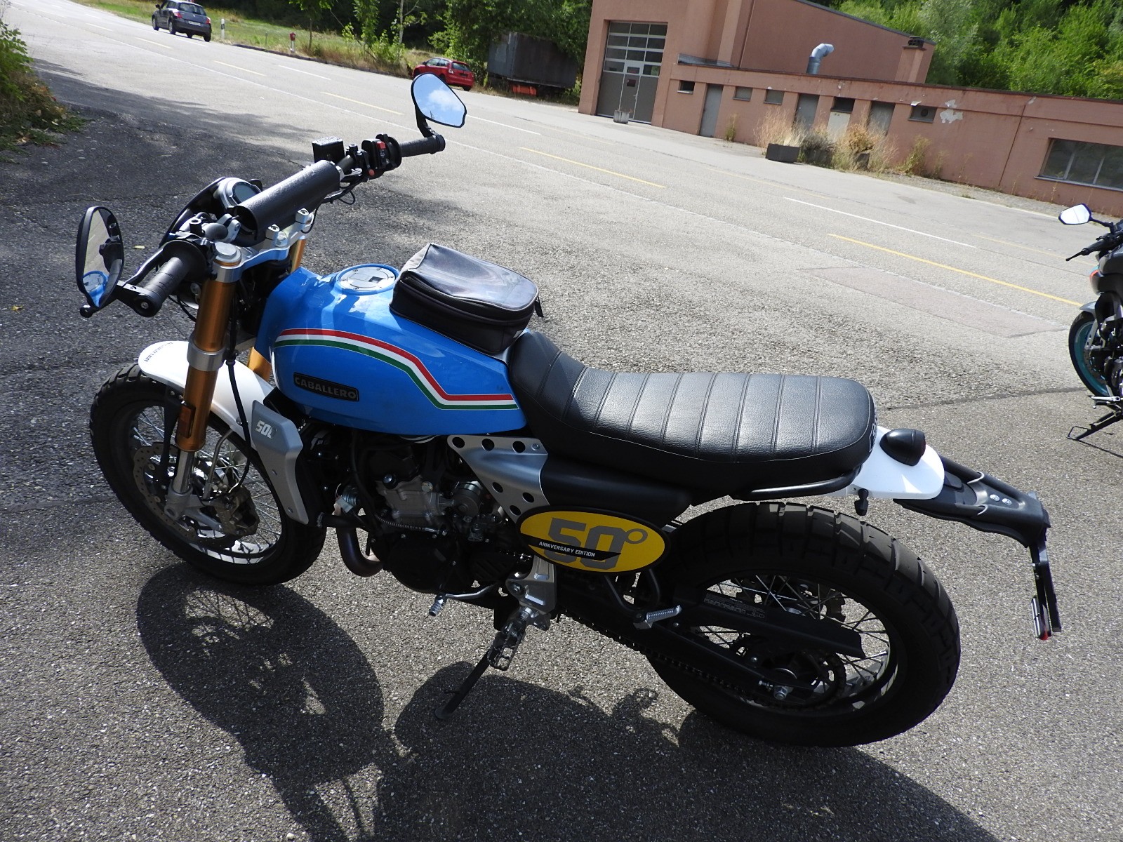 FANTIC Caballero 500 Scrambler-image-1