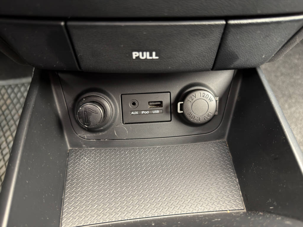 HYUNDAI i30 1.4 Comfort-image-16