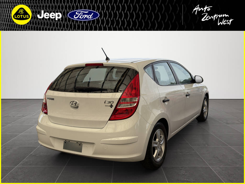 HYUNDAI i30 1.4 Comfort-image-4