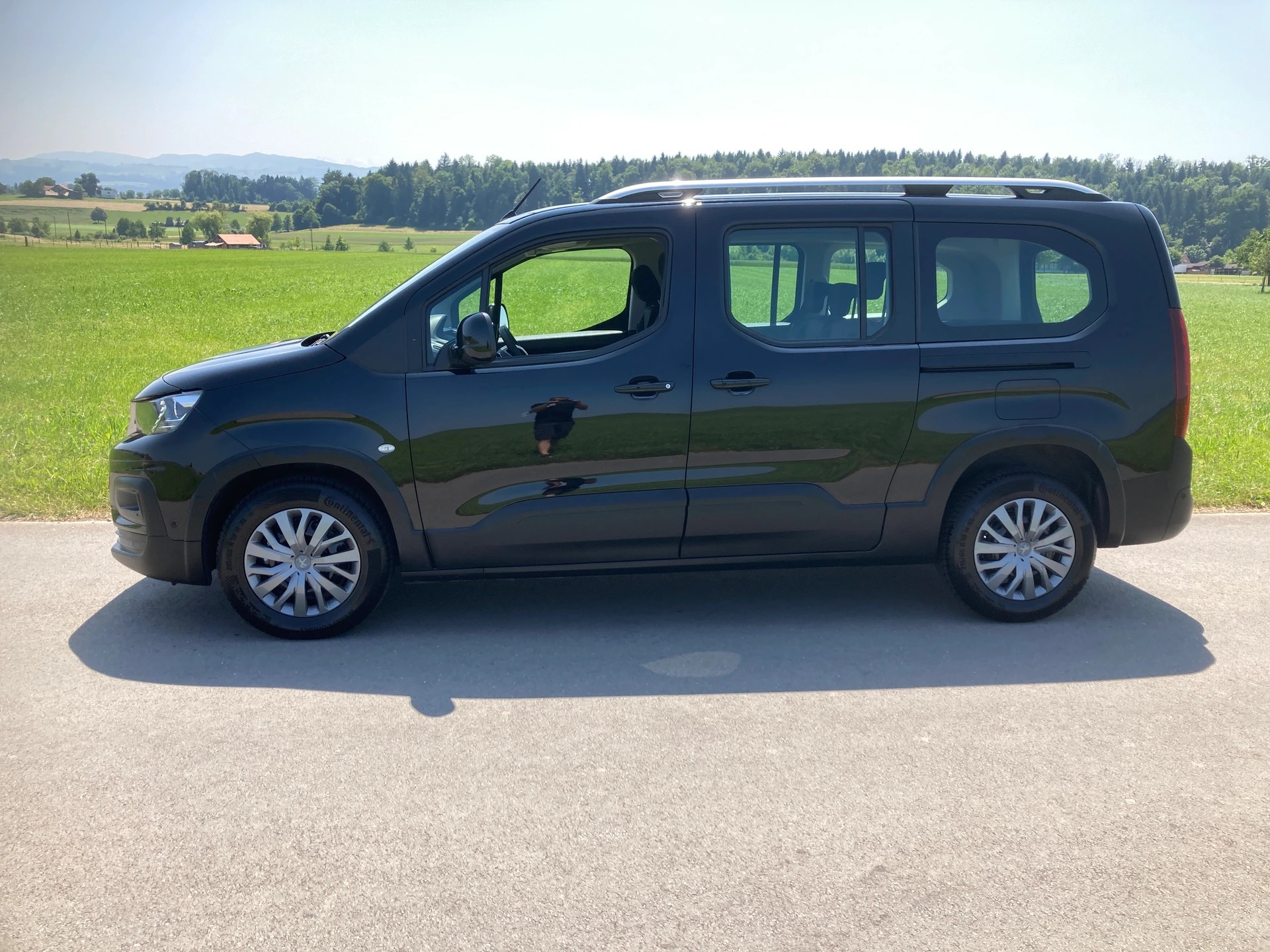 PEUGEOT Rifter Long 1.5 BlueHDi Allure EAT8-image-4