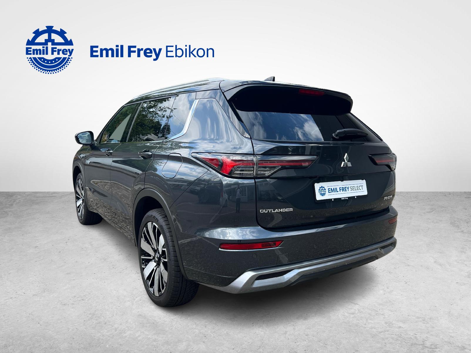 MITSUBISHI Outlander 2.4 PHEV Instyle+ 4x4-image-2