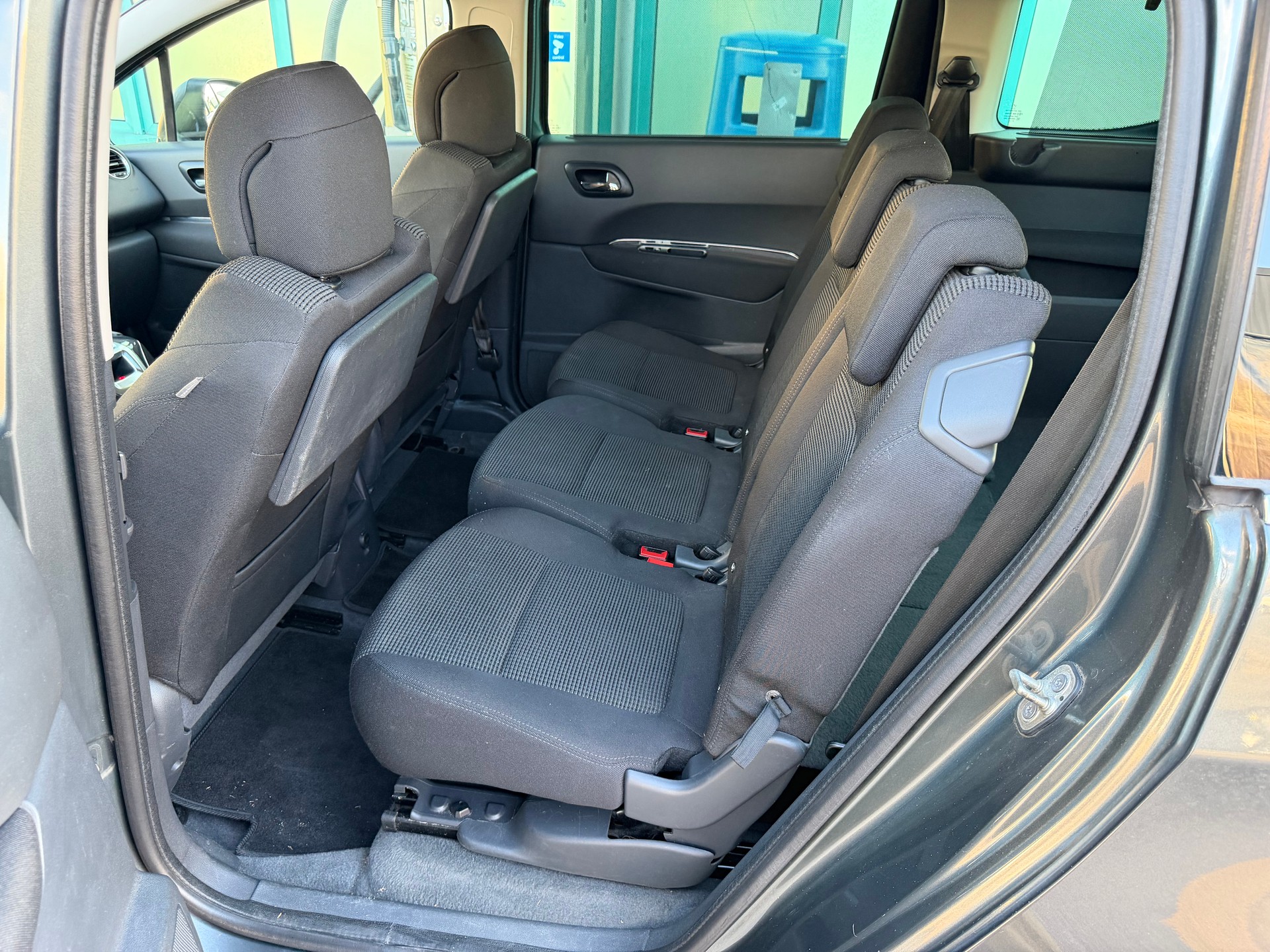PEUGEOT 5008 1.6 16V T Sport Pack Automatic-image-6