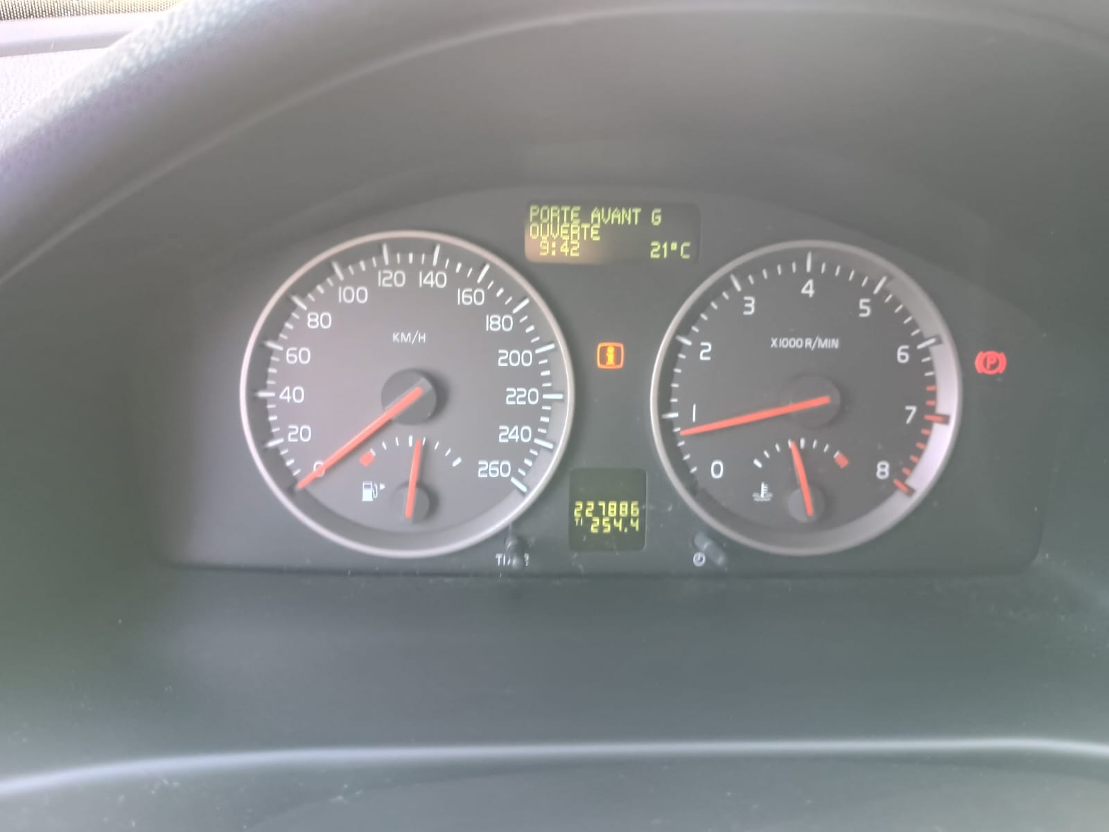 VOLVO 2.5 T5 Summum-image-4