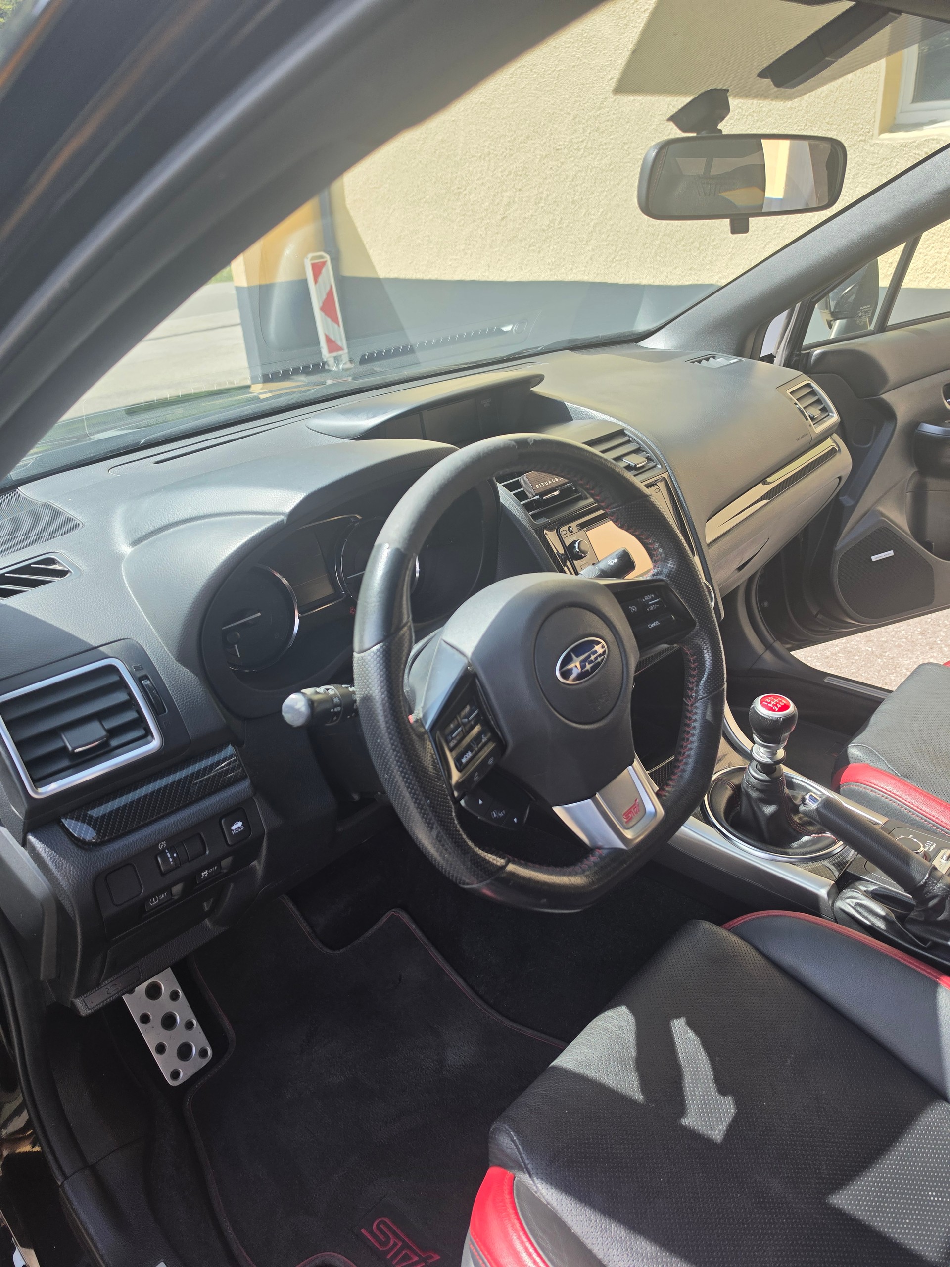 SUBARU 2.5 T STI Luxury-image-5
