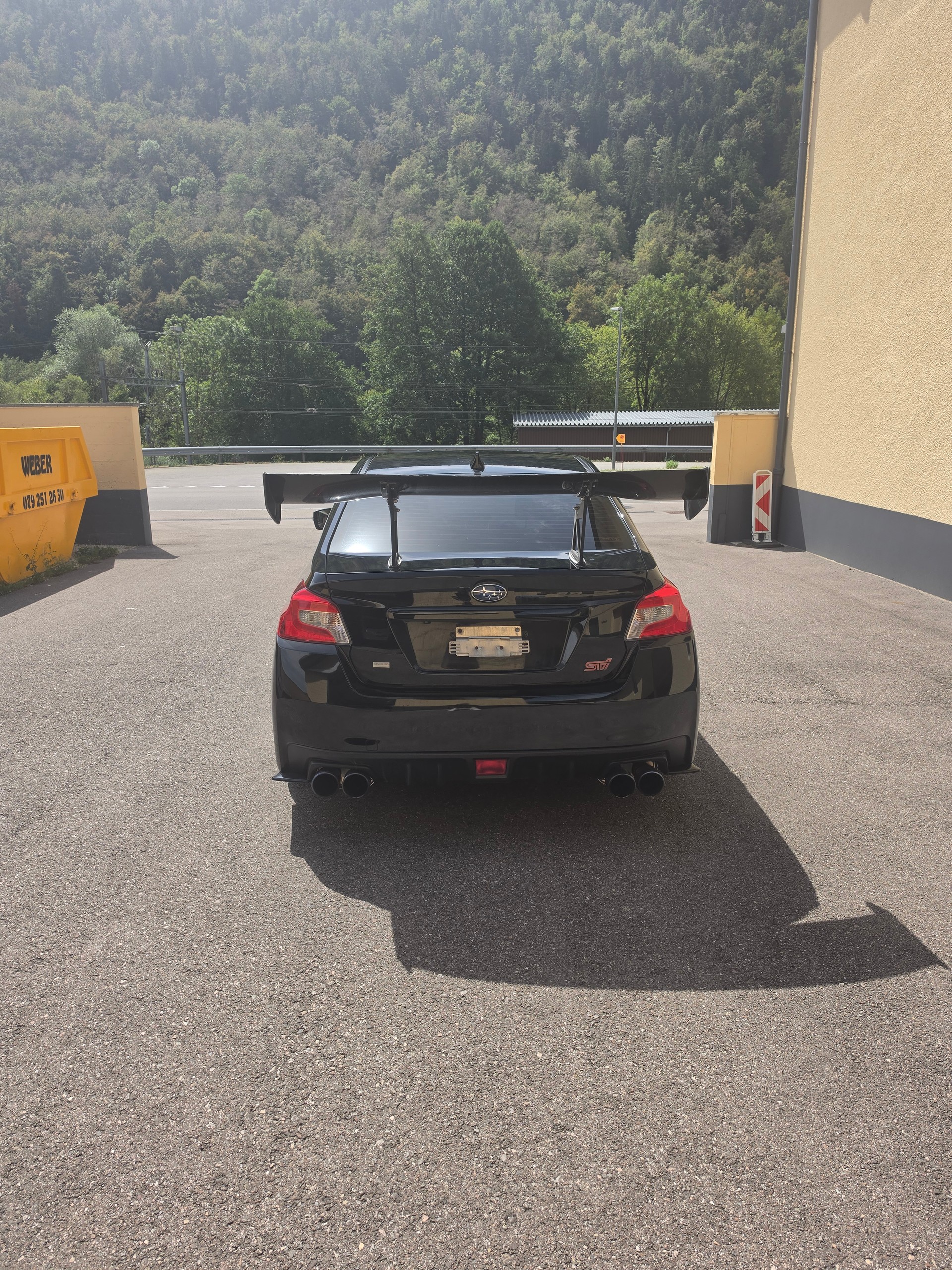 SUBARU 2.5 T STI Luxury-image-2