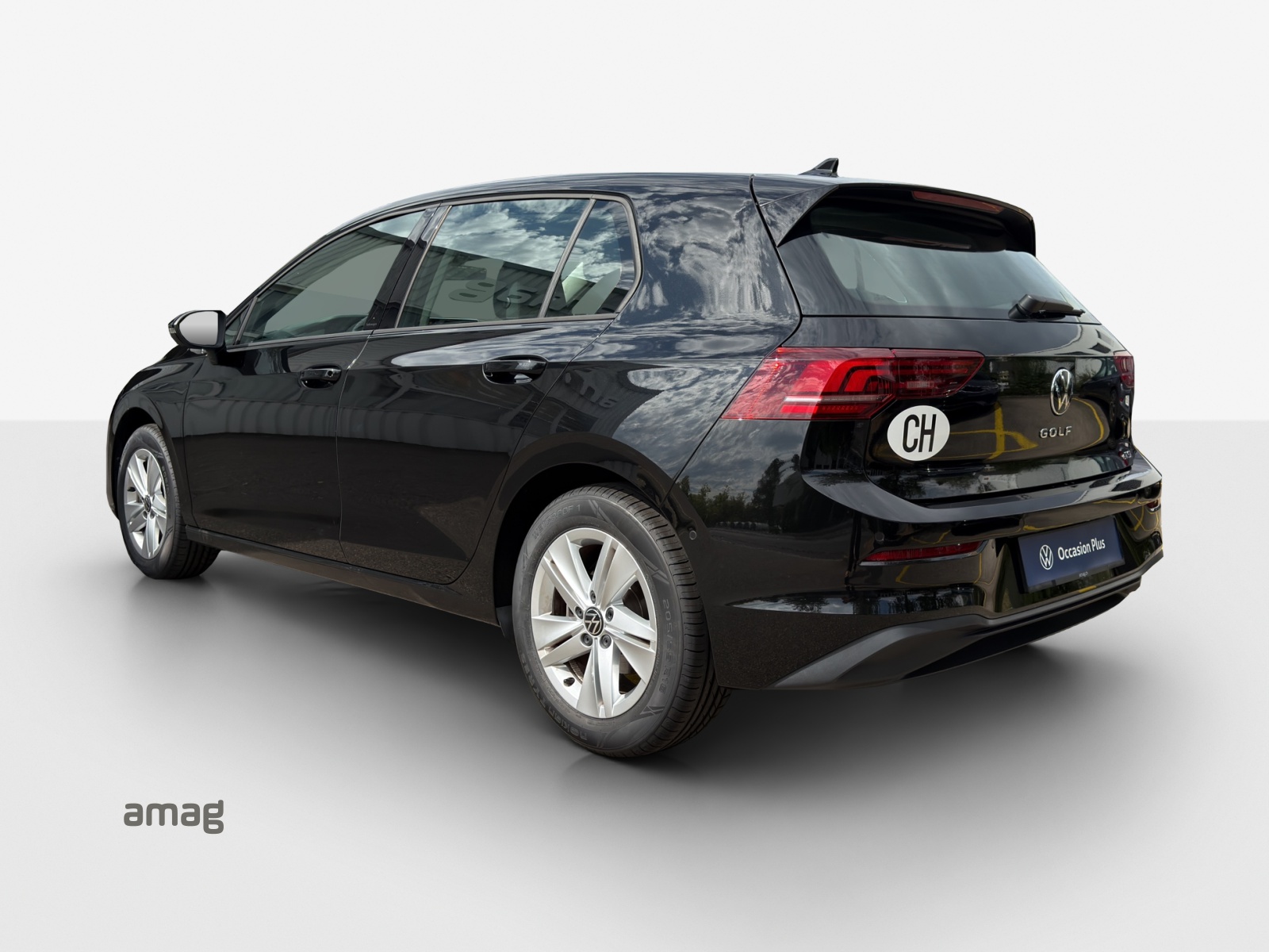 VW Golf 1.5 e TSI mHEV Life DSG-image-2