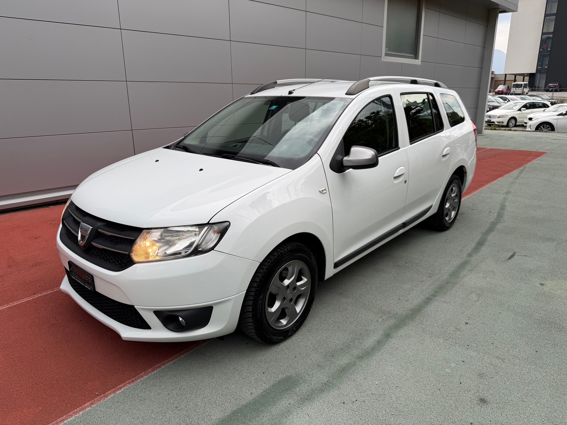 DACIA Logan MCV 1.5 dCi Celebration-image-0