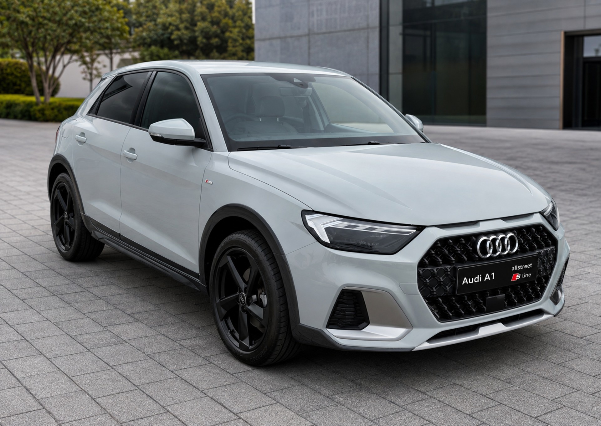 AUDI 1.0 25 TFSI S-Line-image-1