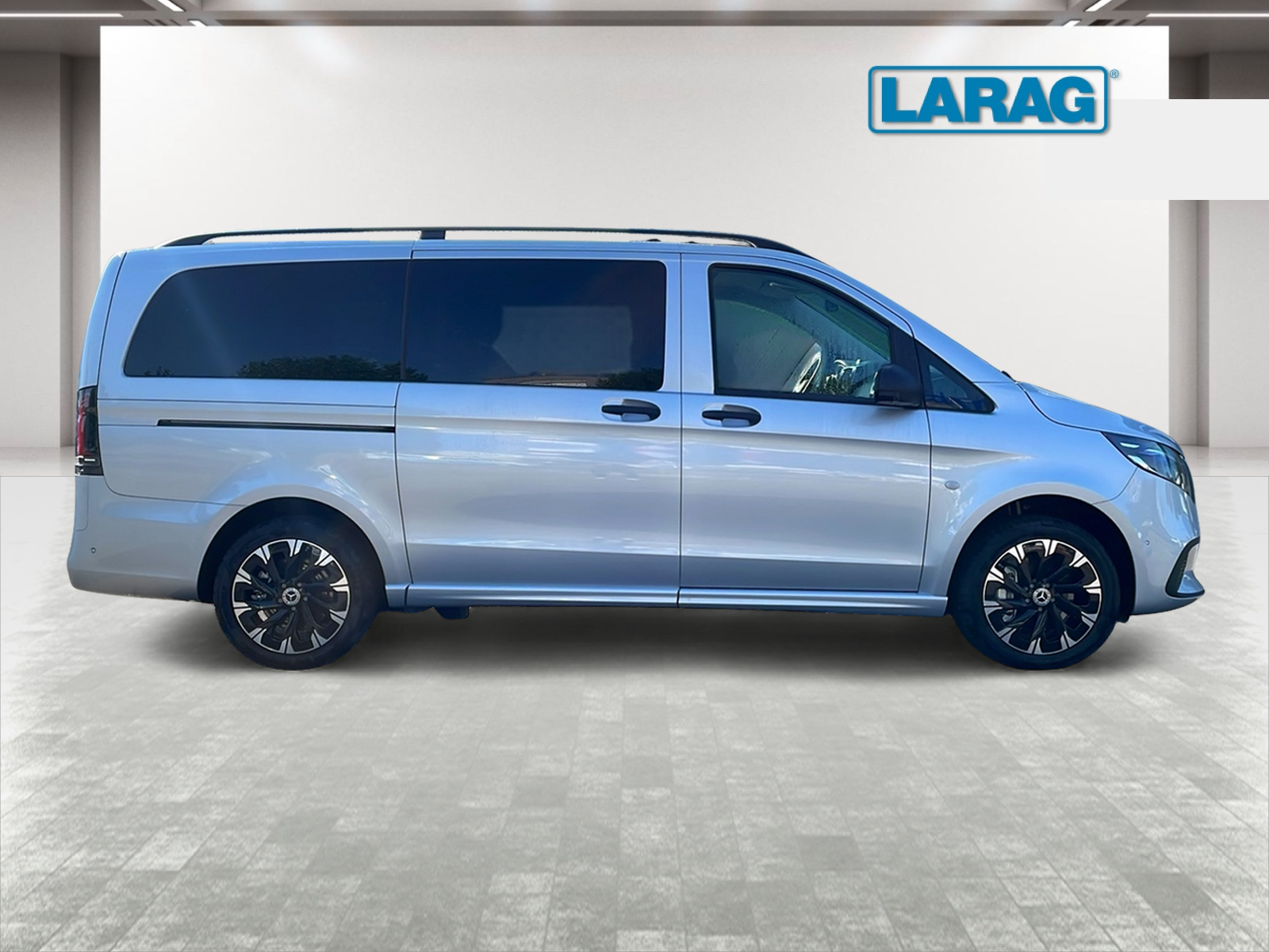 MERCEDES-BENZ Vito 116 CDI Lang Tourer 9G-Tronic 4M Select-image-3