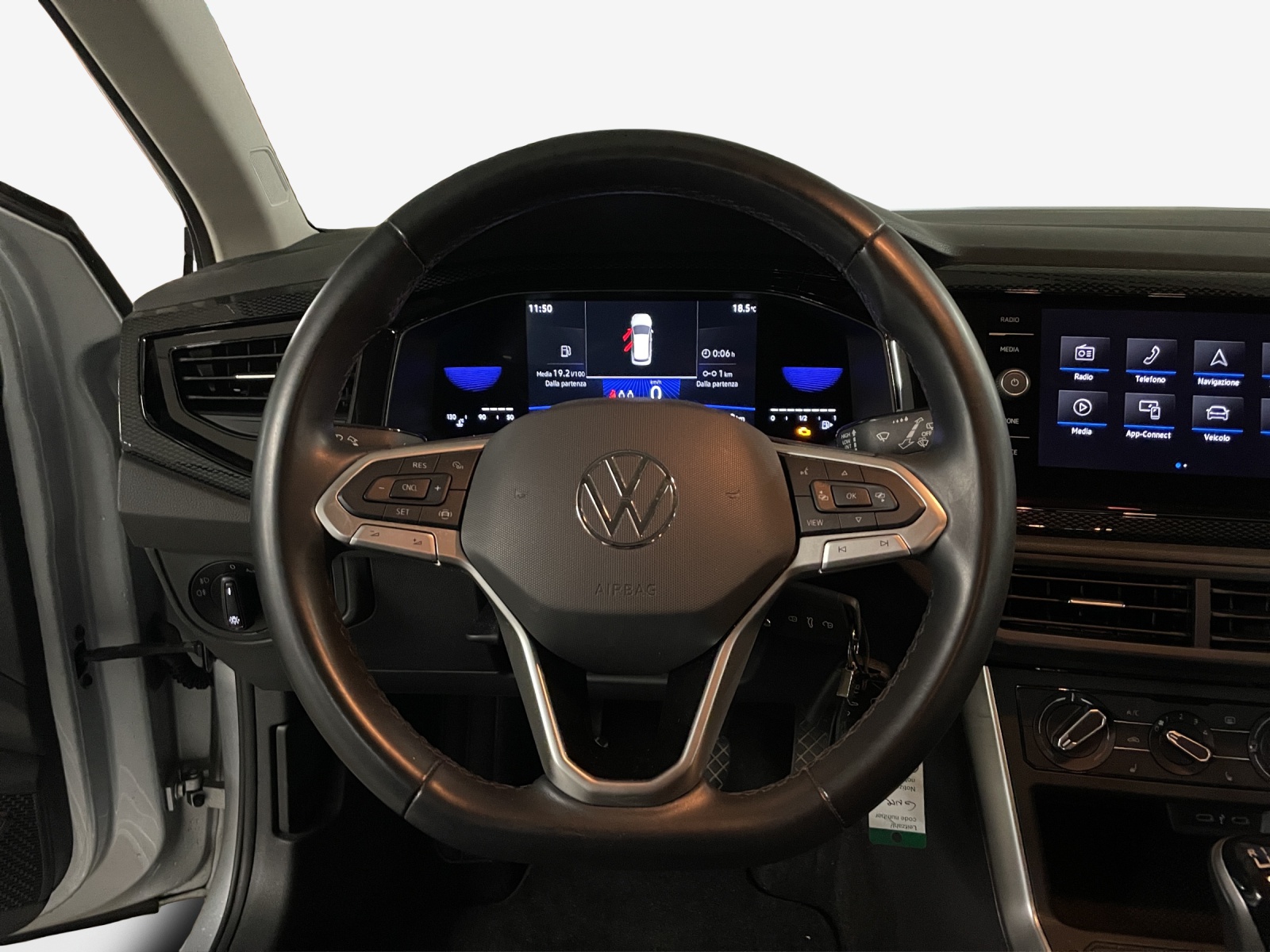 VW Polo 1.0 TSI Life-image-9